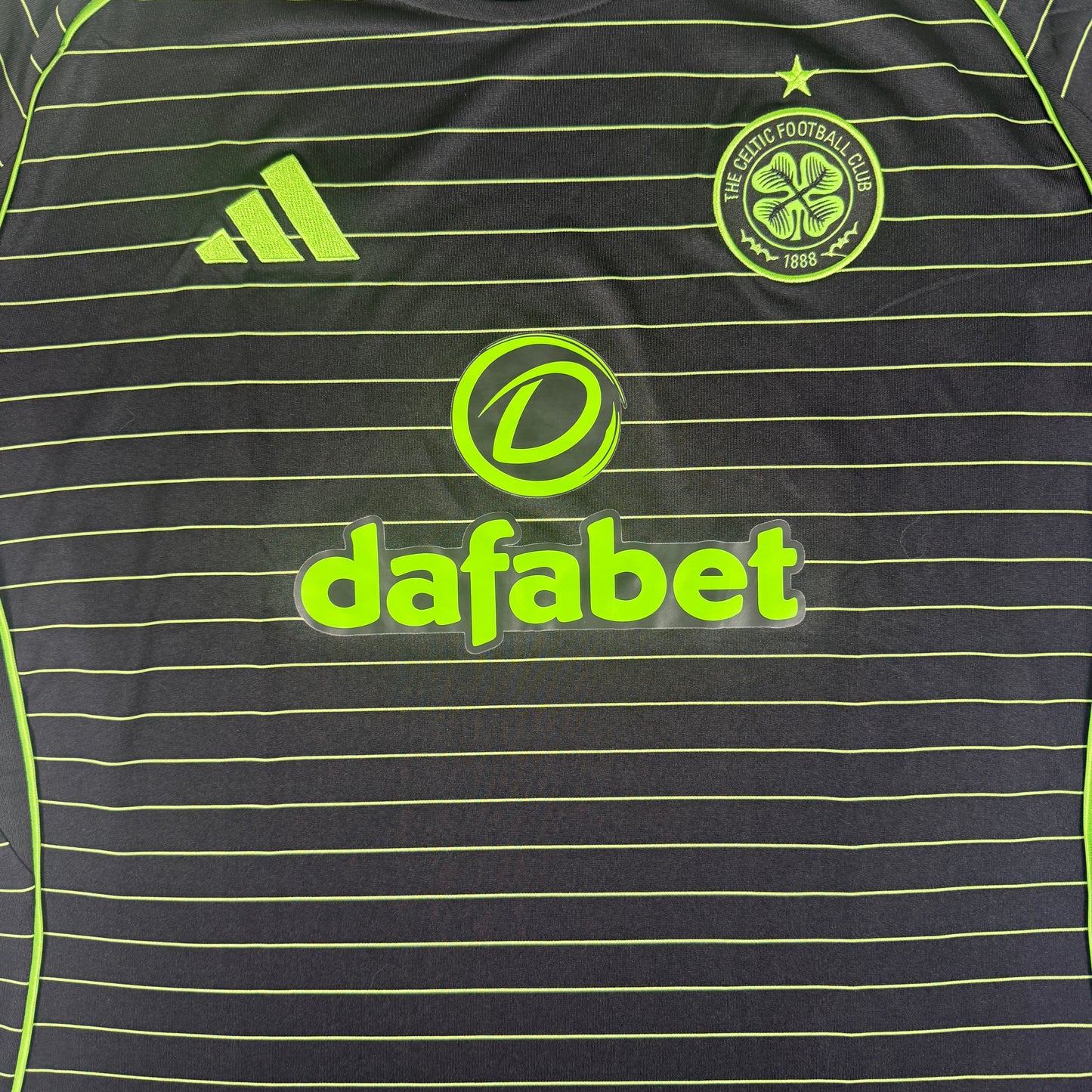 Celtic 2025/2026 Away Football Shirt 2XL