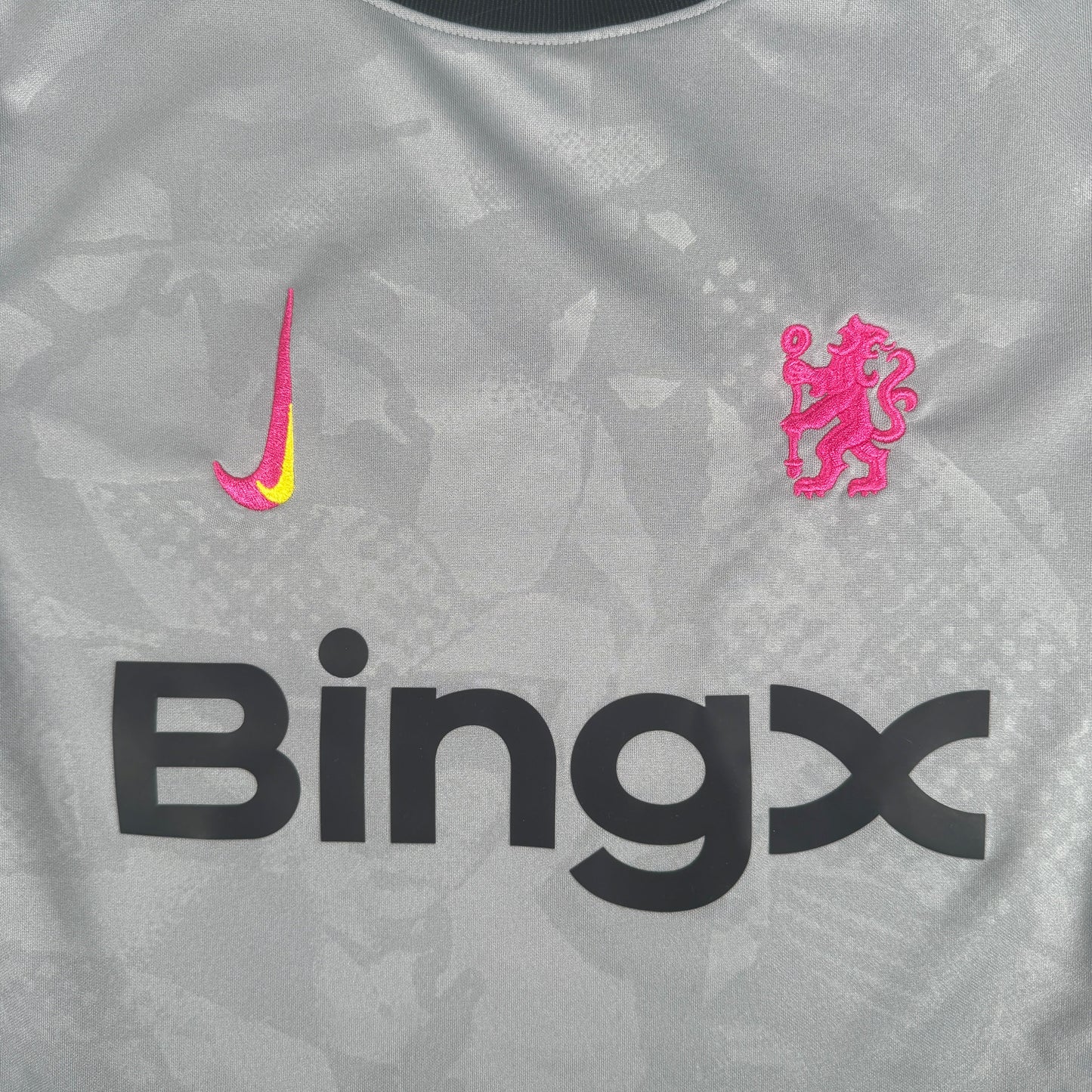 Chelsea 2024/2025 Academy Pre Match Training Football Shirt Small