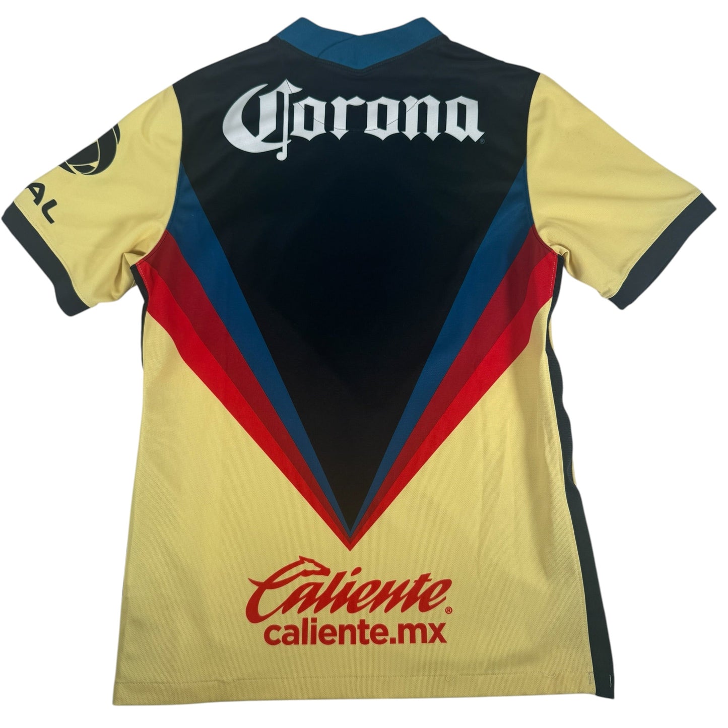 Club America 2020/2021 Home Football Shirt Medium