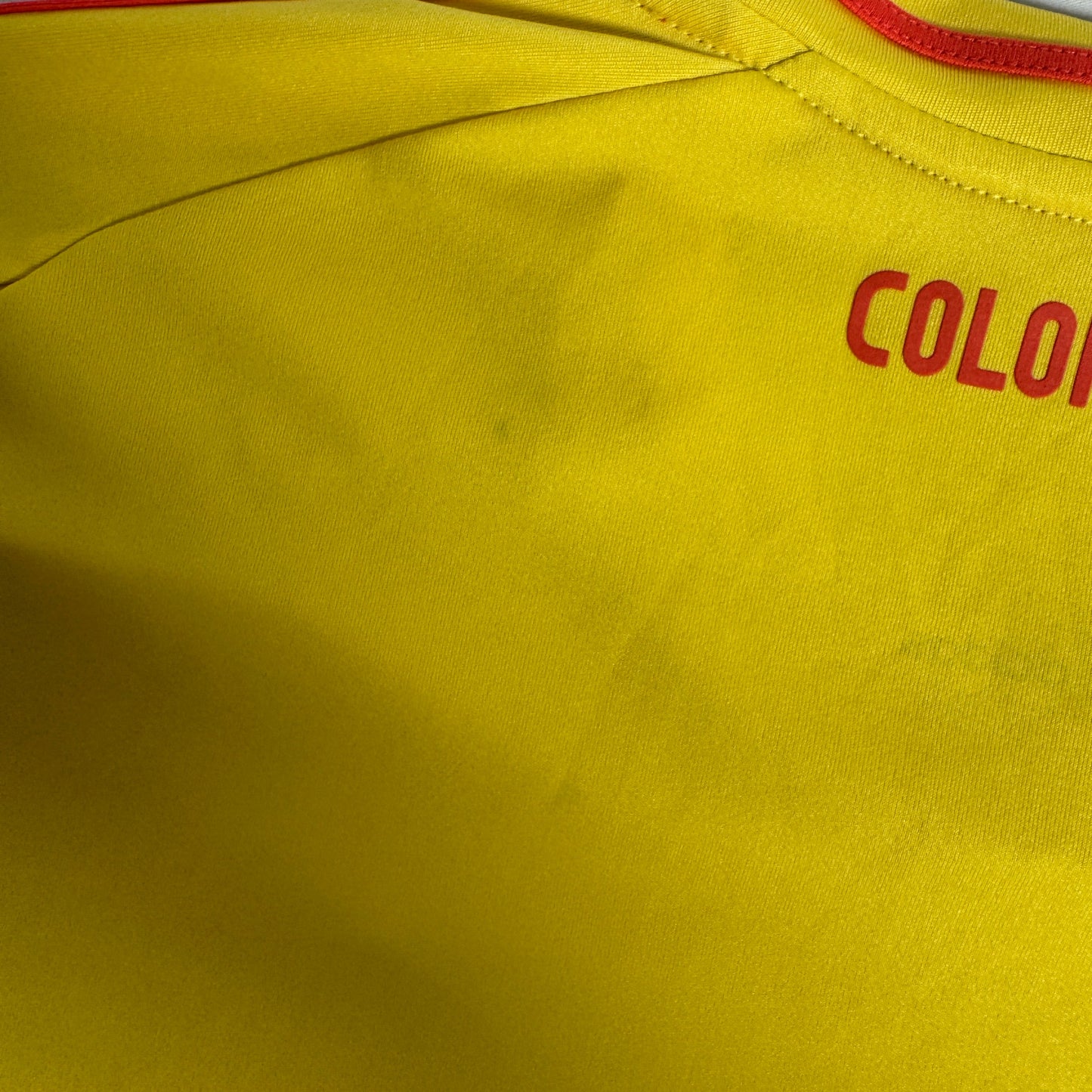 Colombia 2024/2025 Home Football Shirt Large