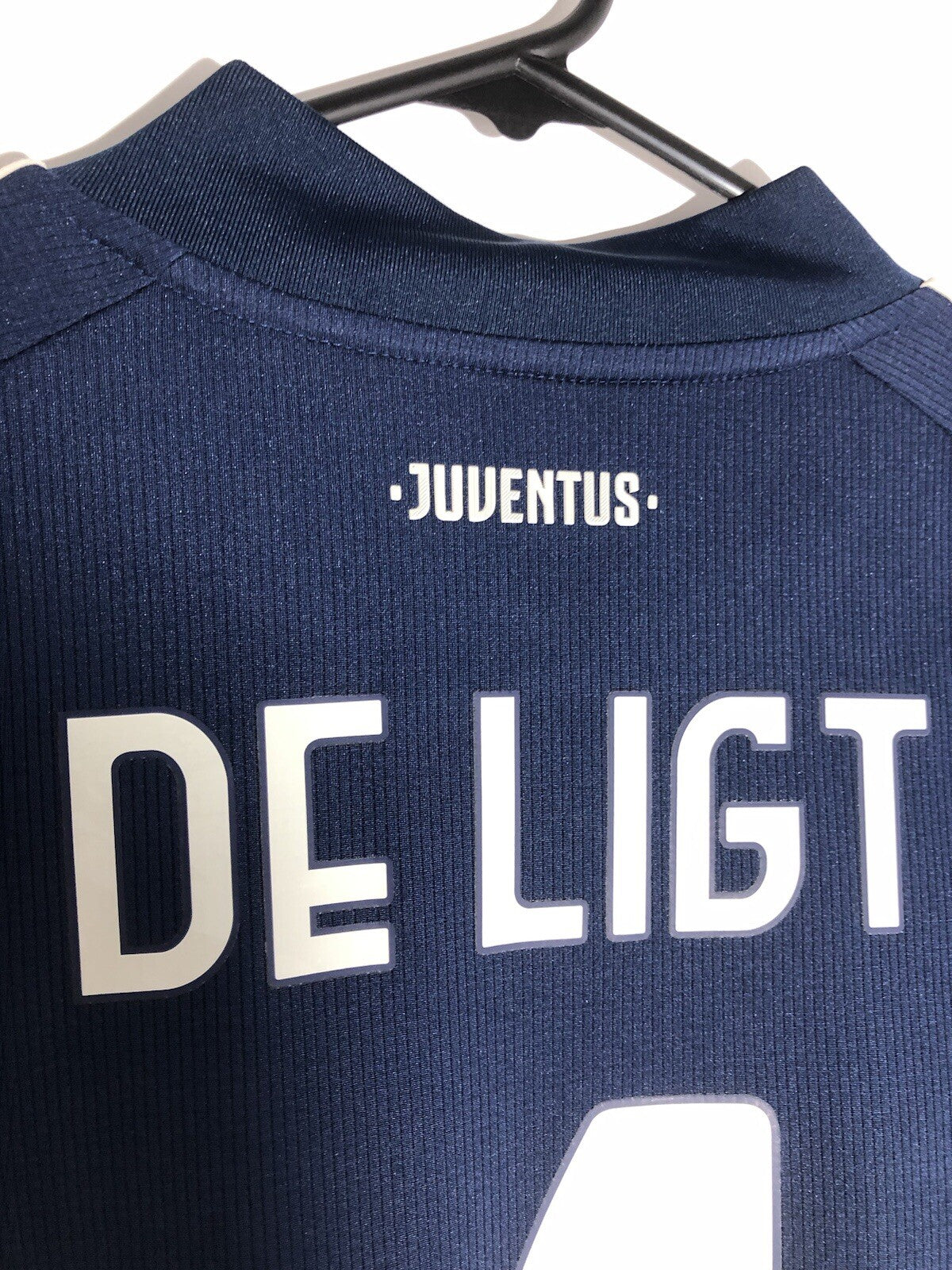Juventus De Ligt #4 2020/21 Large Away Shirt Adidas Excellent Condition GC9087