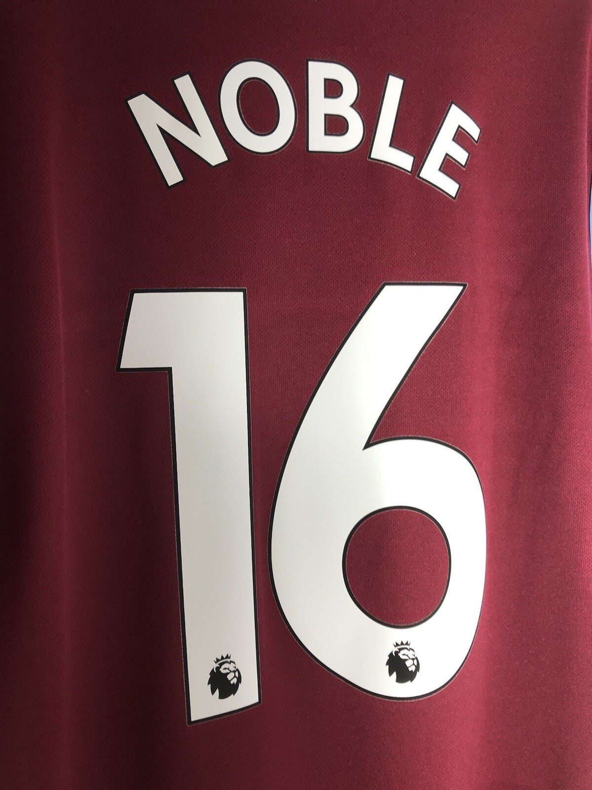 West Ham United Noble #16 2019/20 Medium Home Shirt Umbro Excellent Condition