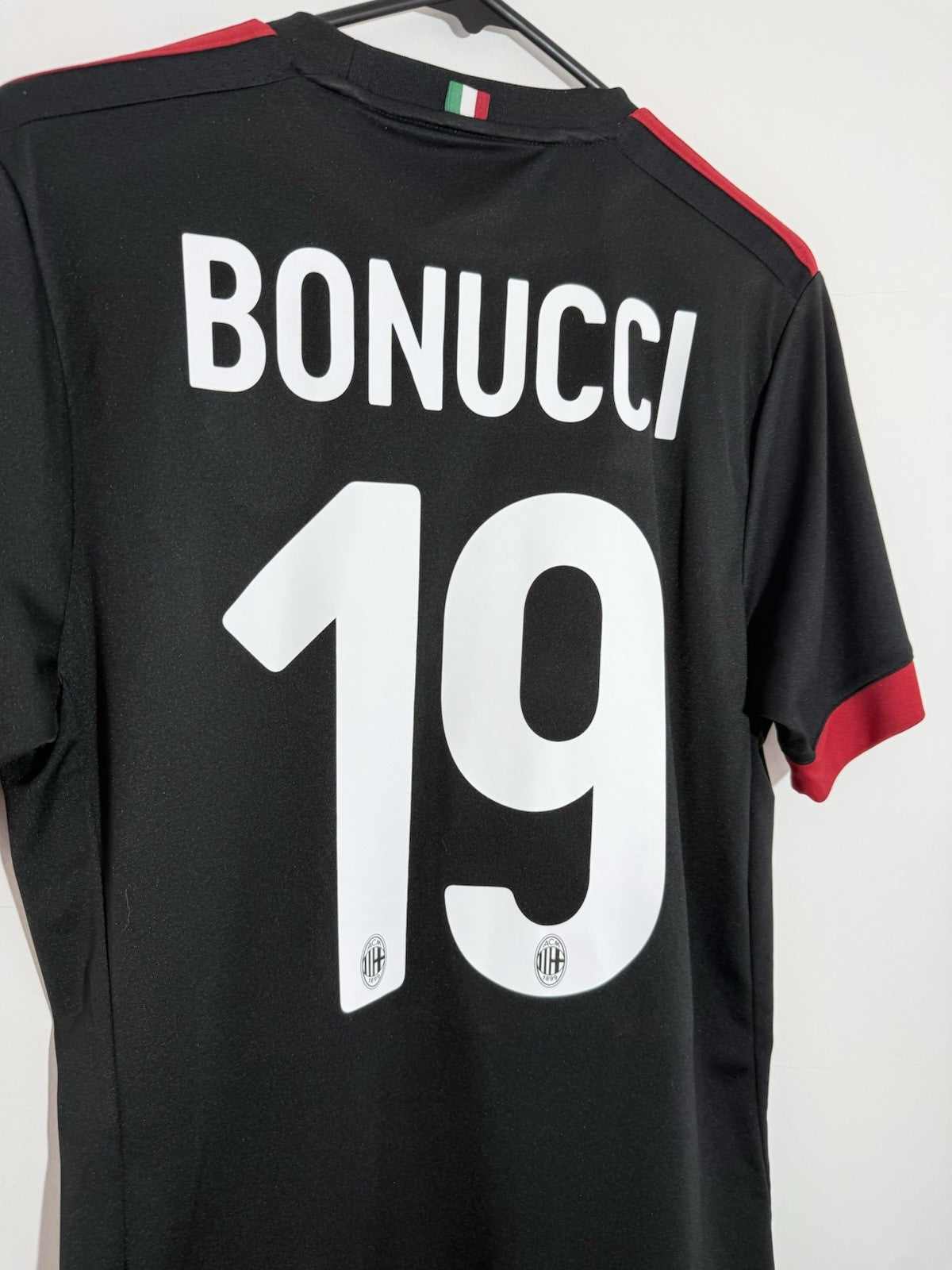 AC Milan Bonucci #19 2017/18 Medium 3rd Shirt Puma Excellent Condition AZ7052