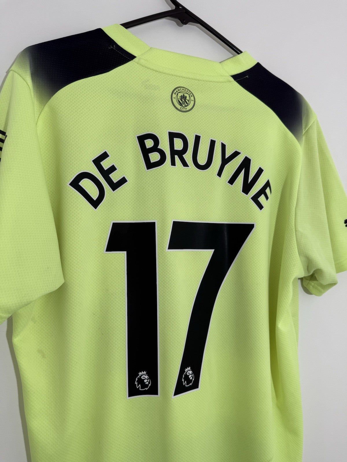 Manchester City De Bruyne #17 2022/23 Large 3rd Very Good Condition 765734-03