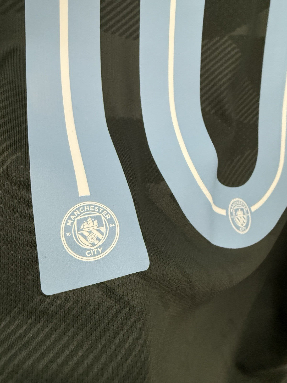Man City Kun Aguero #10 2017/18 Medium 3rd Shirt Excellent Condition 847259-333