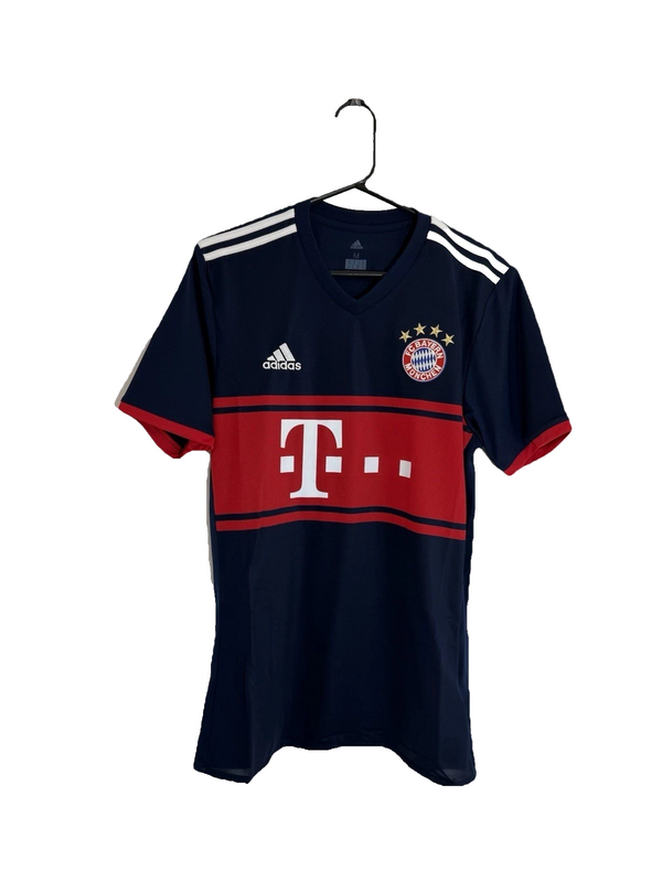 Bayern Munich 2017/18 Medium Away Shirt Adidas BNWT AZ7937