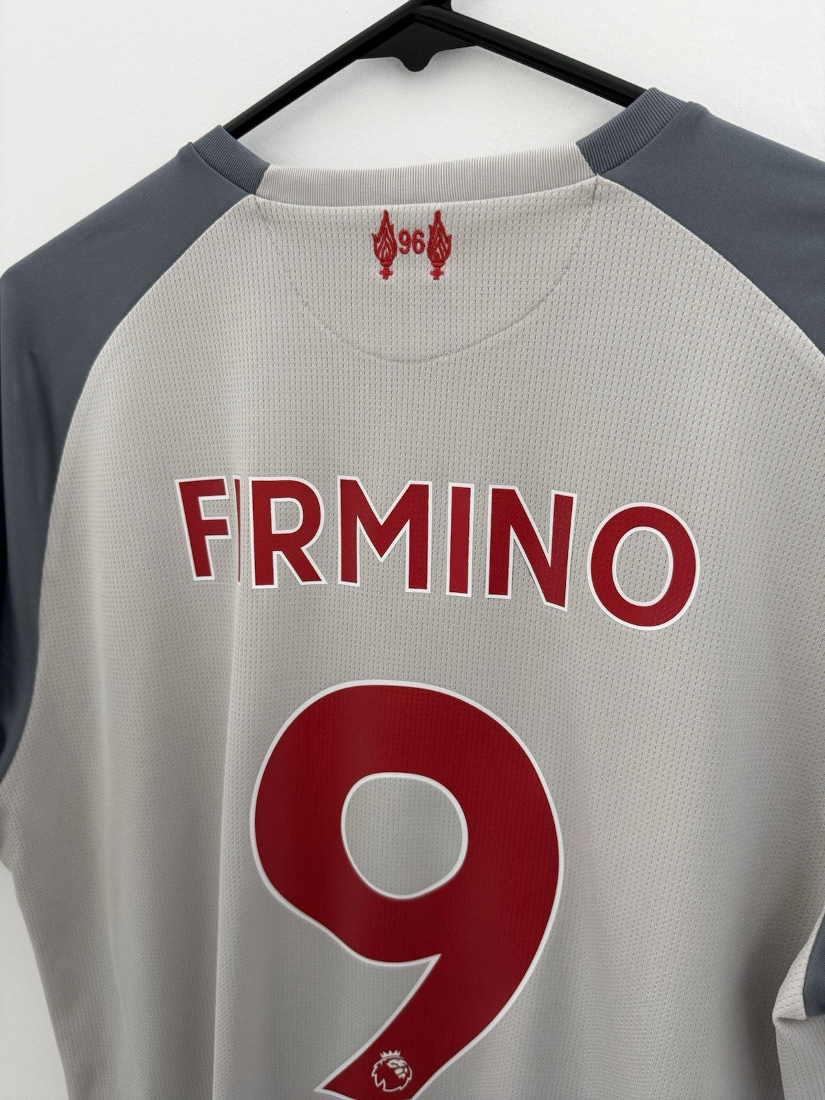 Liverpool Firmino #9 2018/19 Large 3rd Shirt Excellent Condition MT830032