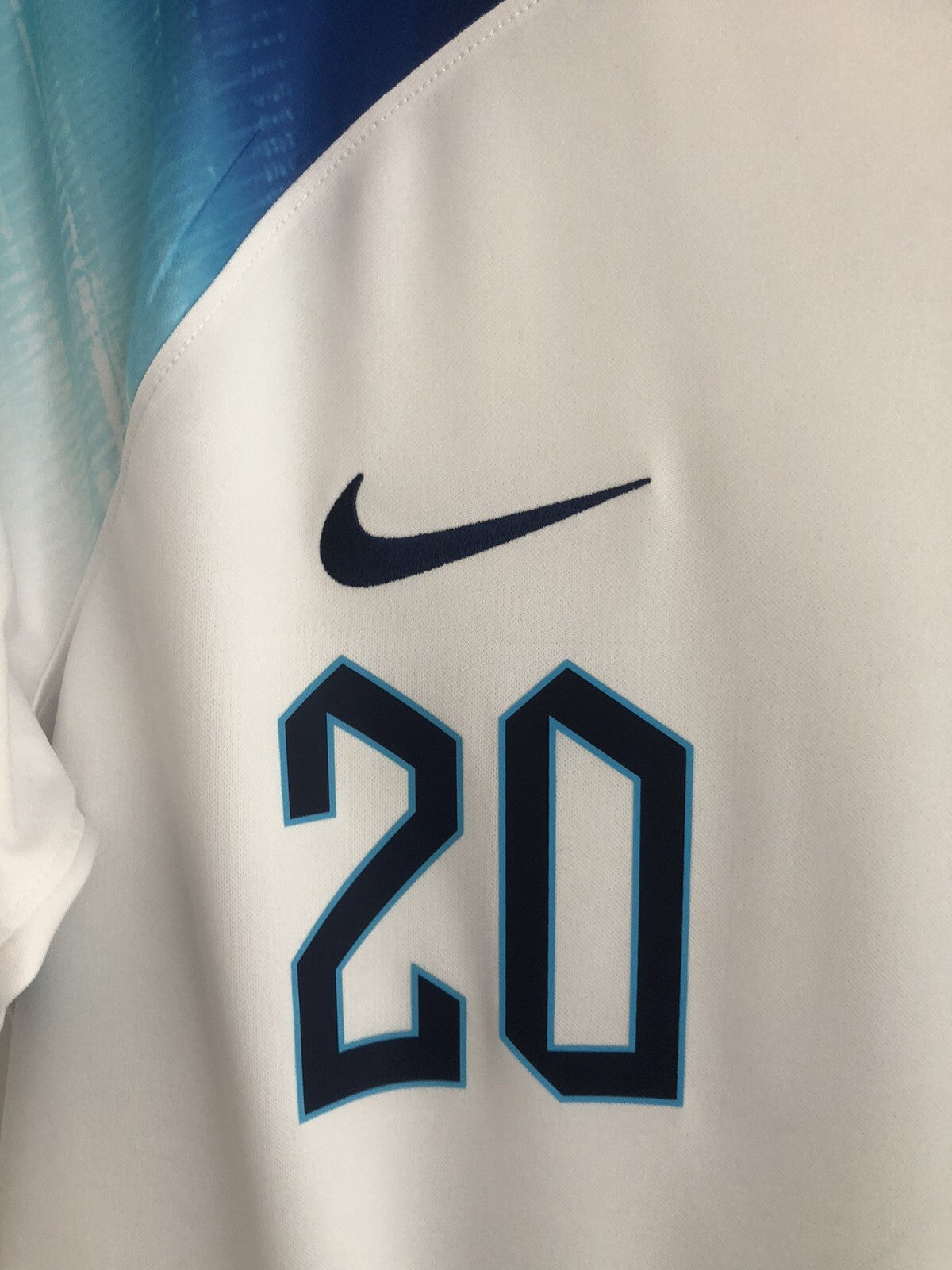 England Foden #20 2022 Medium Home Shirt Excellent Condition DN0687-100