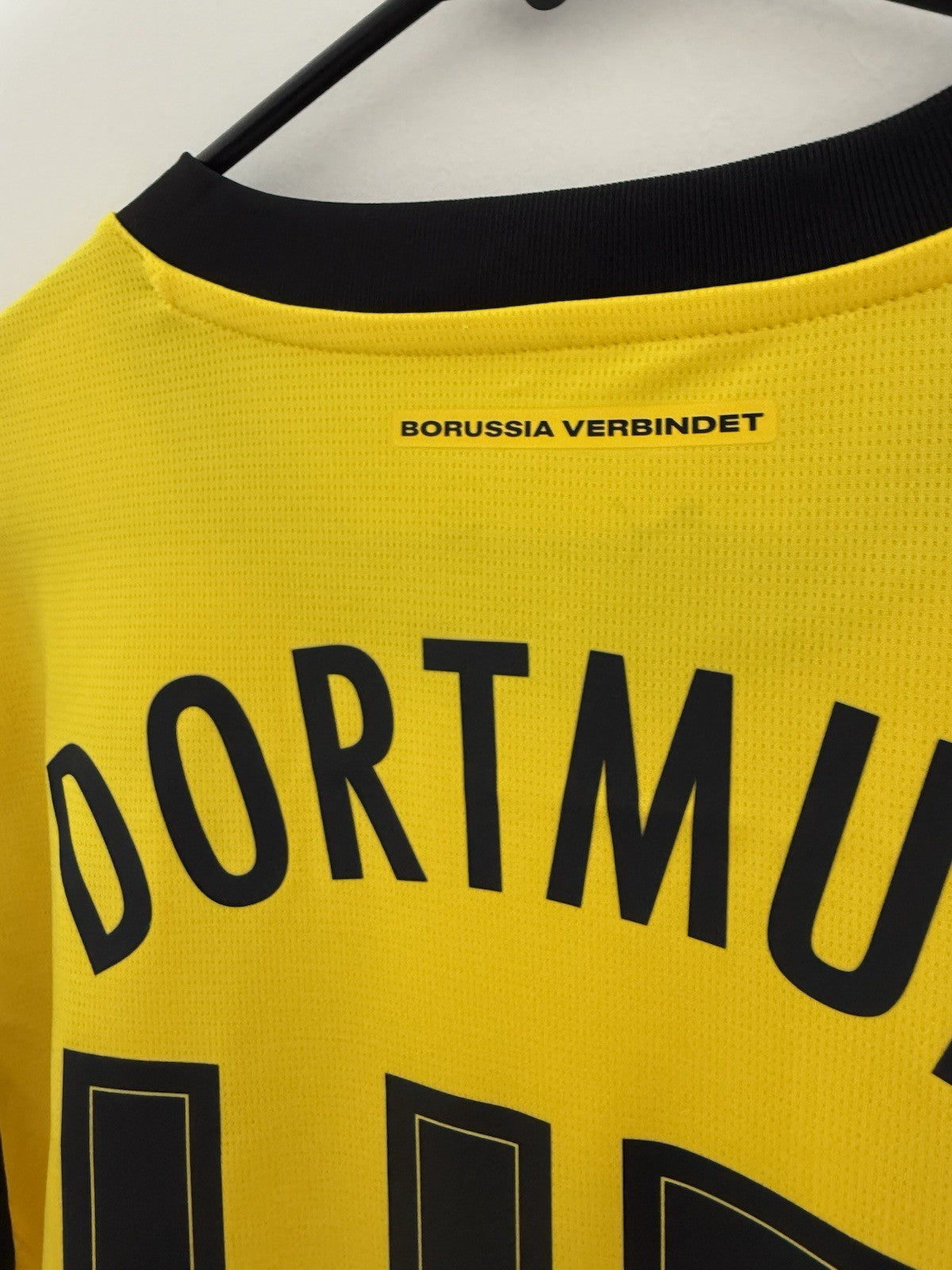 Borussia Dortmund Gittens #43 2024/25 Medium Home Shirt BNWT 774946-01