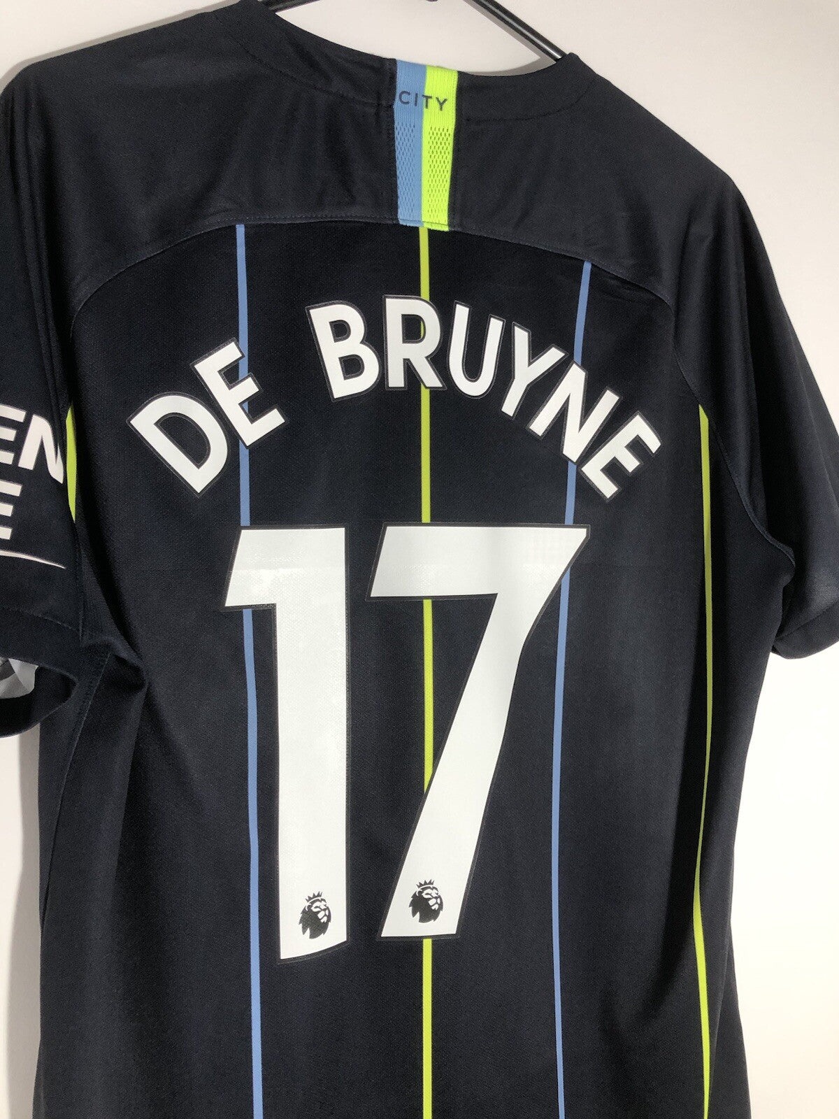 Manchester City De Bruyne #17 2018/19 Large Away Excellent Condition 919002-476