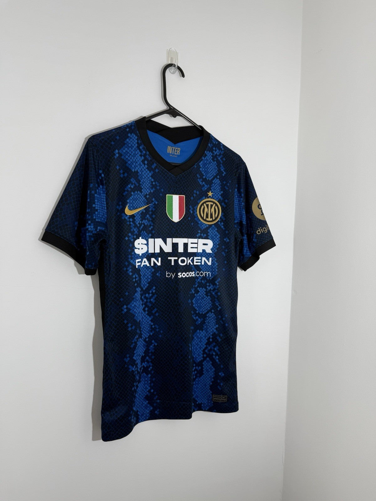 Inter Milan Çalhanoğlu #20 2021/22 Small Home Excellent Condition CV7900-414