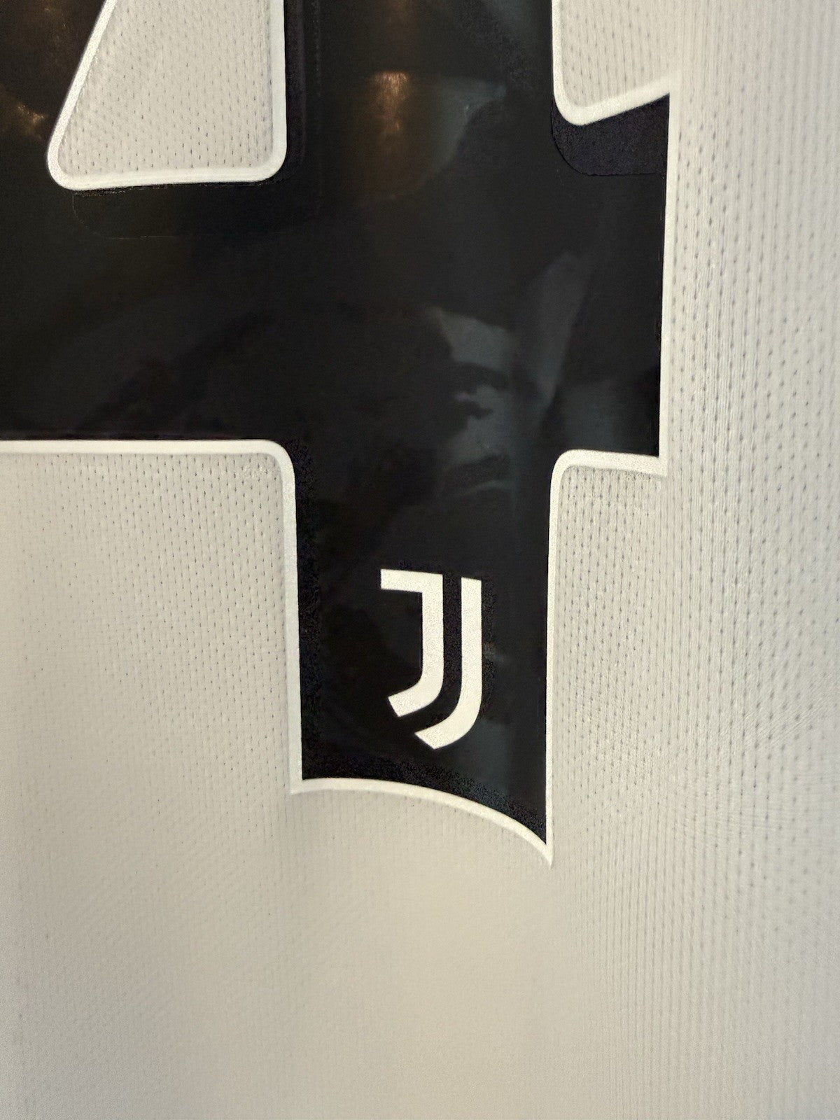 Juventus De Ligt #4 2021/22 Large Home Shirt Adidas BNWT GS1442