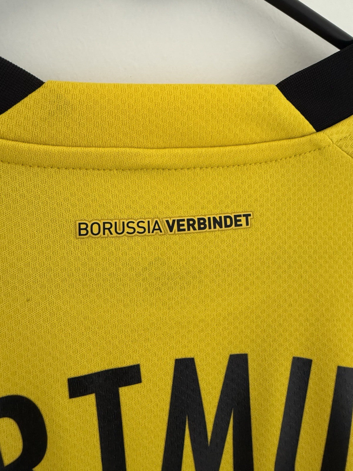 Borussia Dortmund Haller #9 2022/23 Small Home Excellent Condition 765883-01