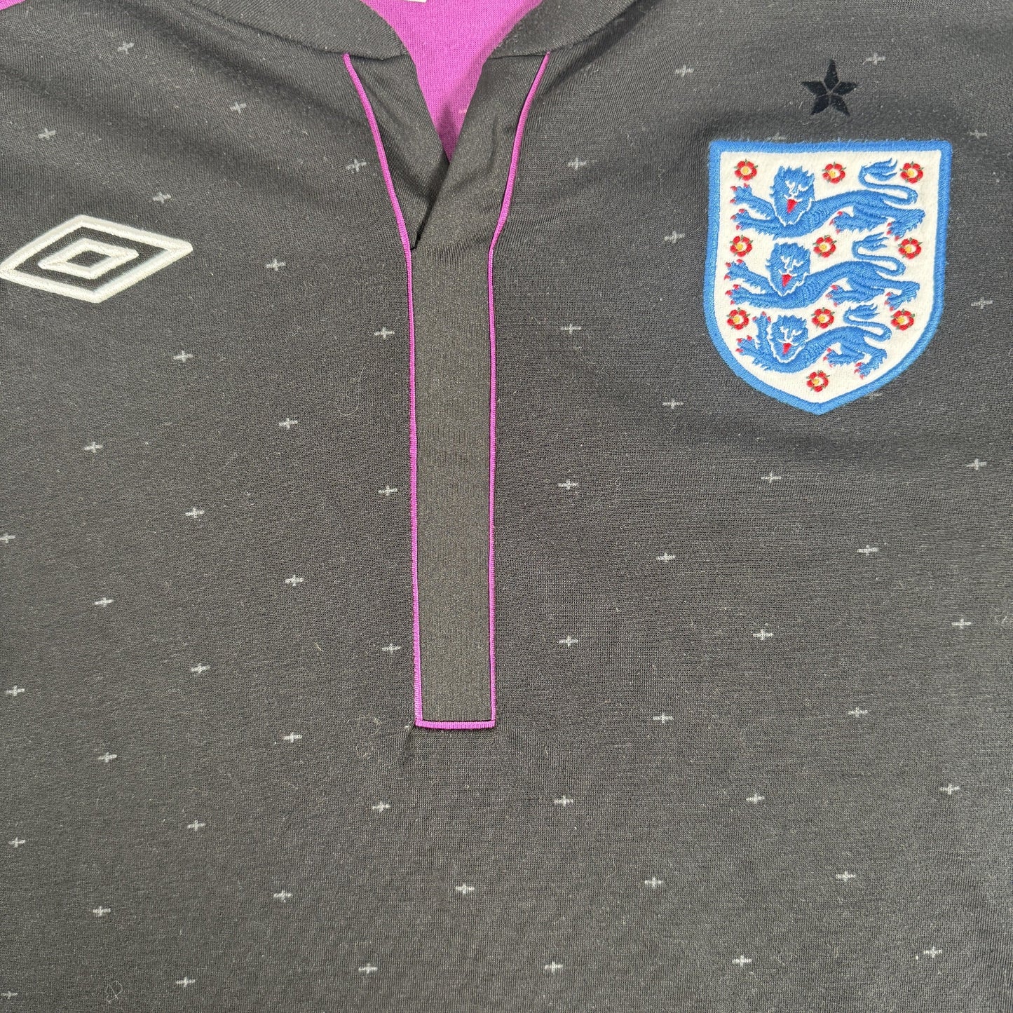England 2010/2011/2012 Goalkeeper Football Shirt XL