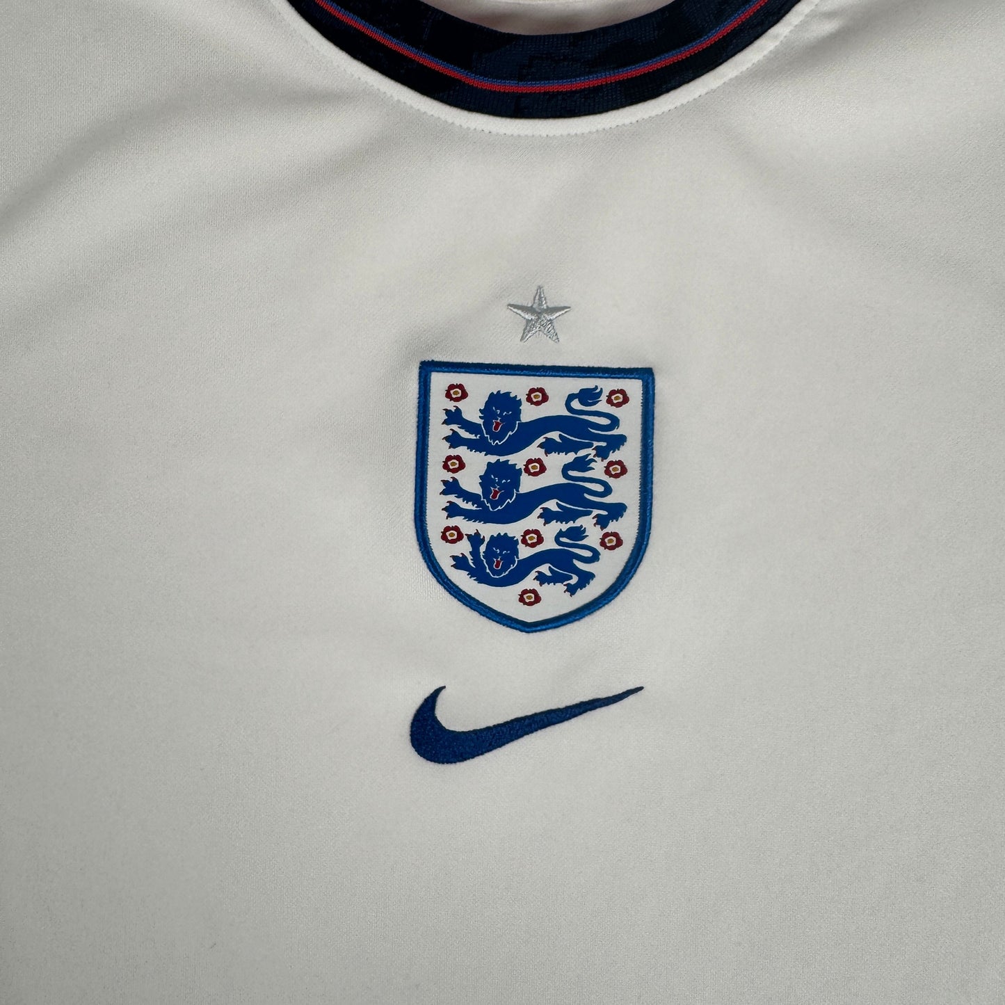 England 2020/2021/2022 Home Football Shirt XL