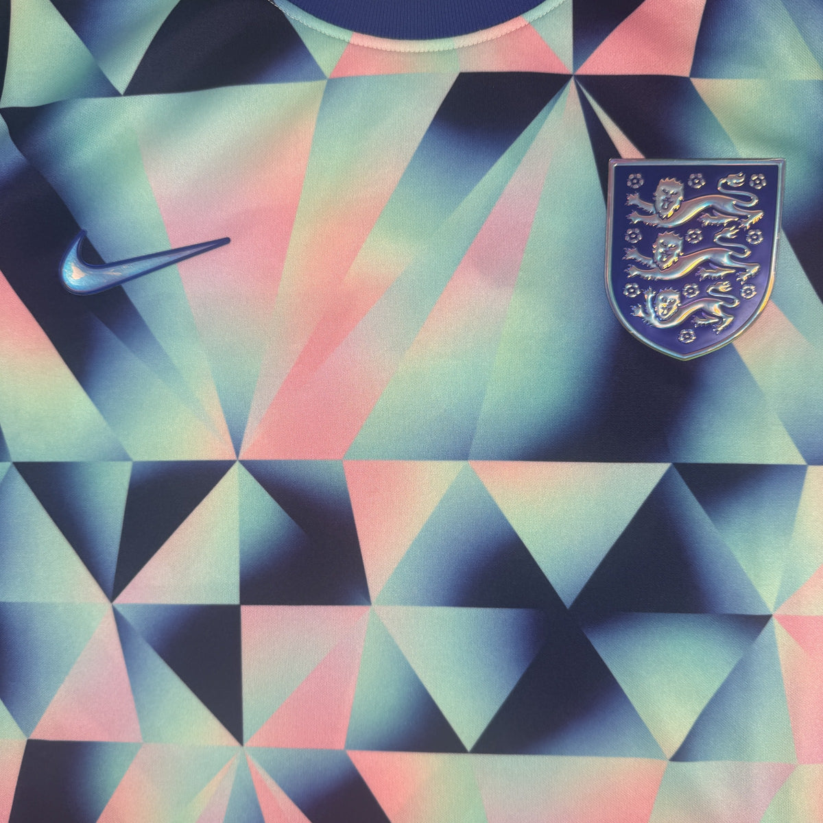 England 2022/2023/2024 Pre-Match Lionesses Training Football Shirt XL