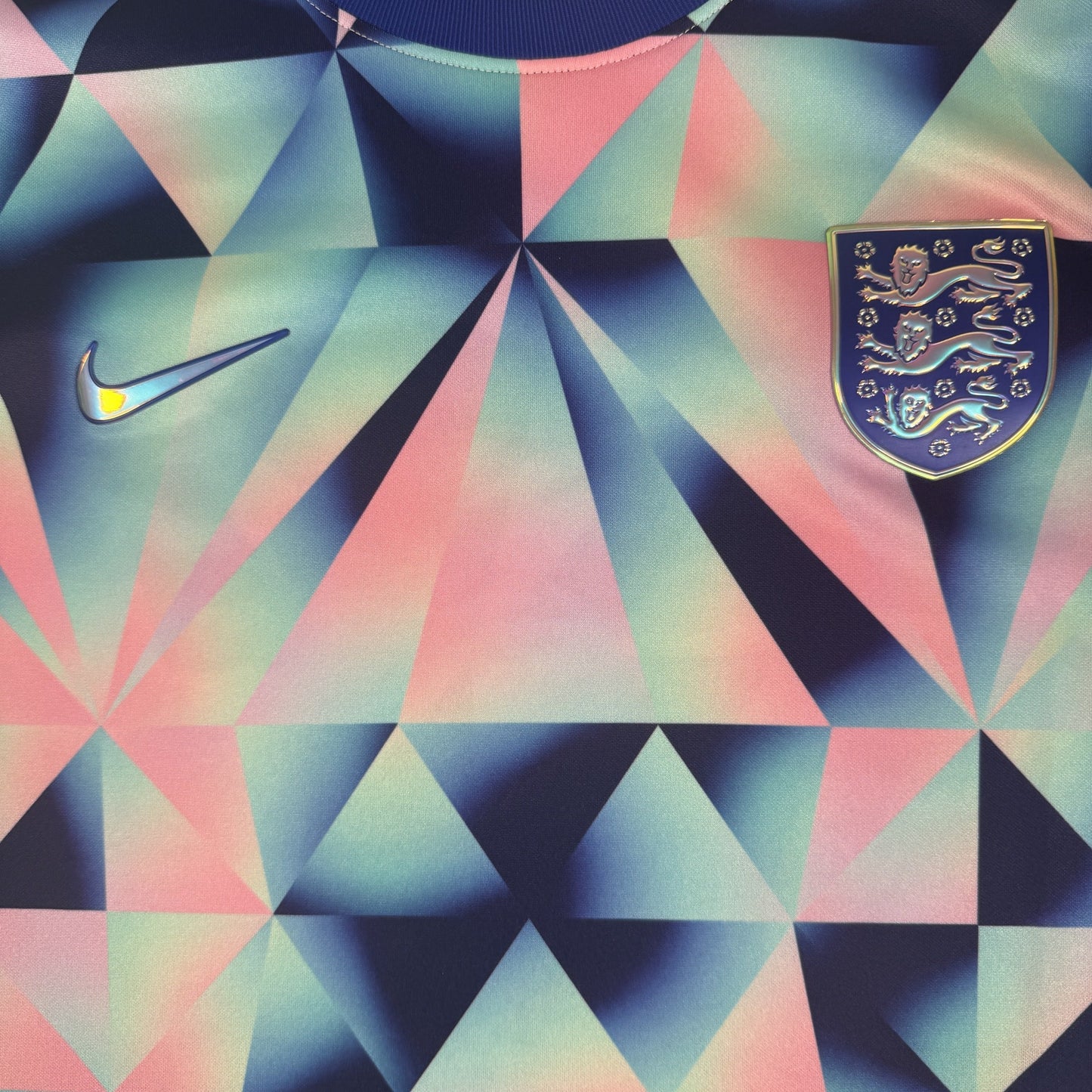 England Women 2022/2023/2024 Training Football Shirt XXL