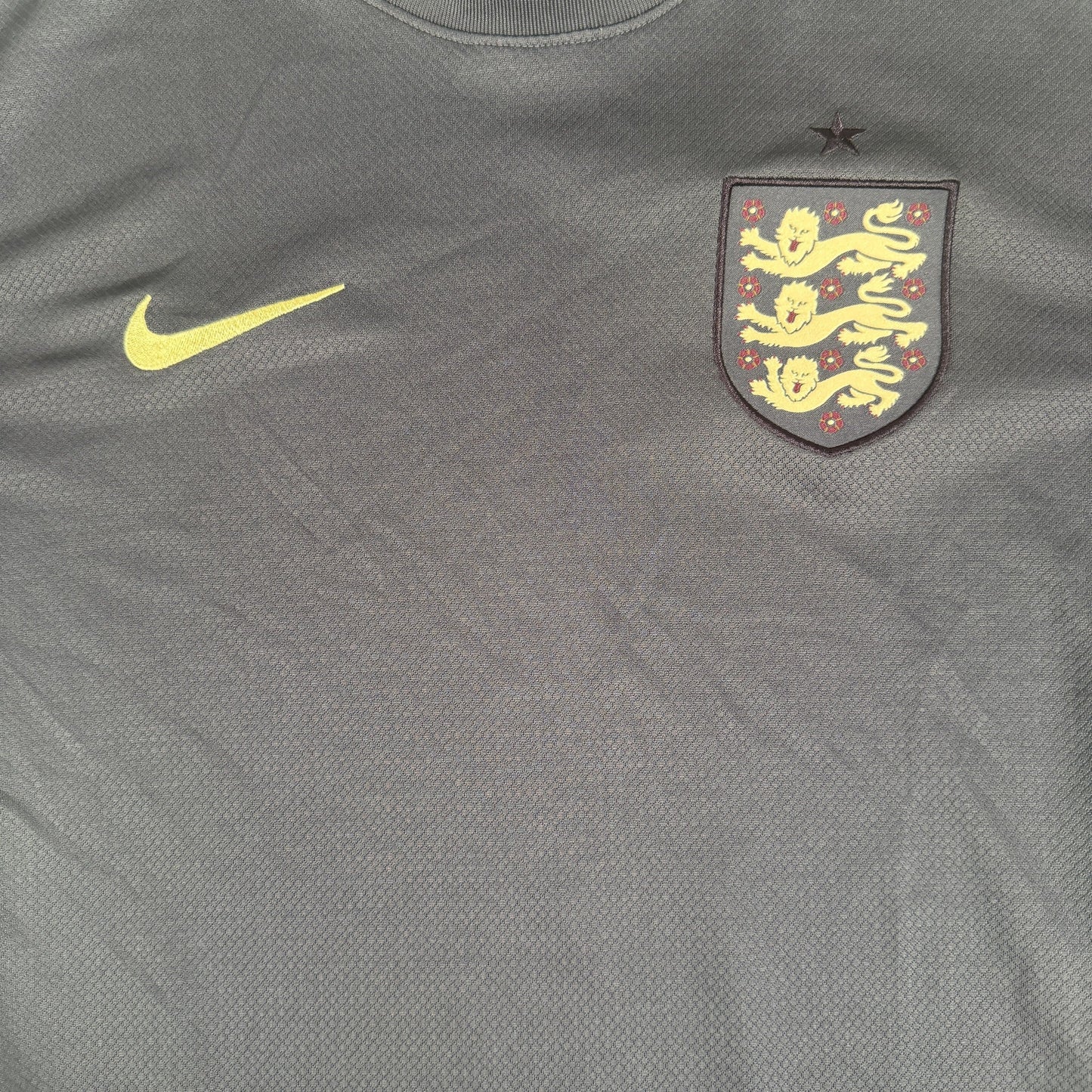England 2024/2025/2026 Away Football Shirt Medium