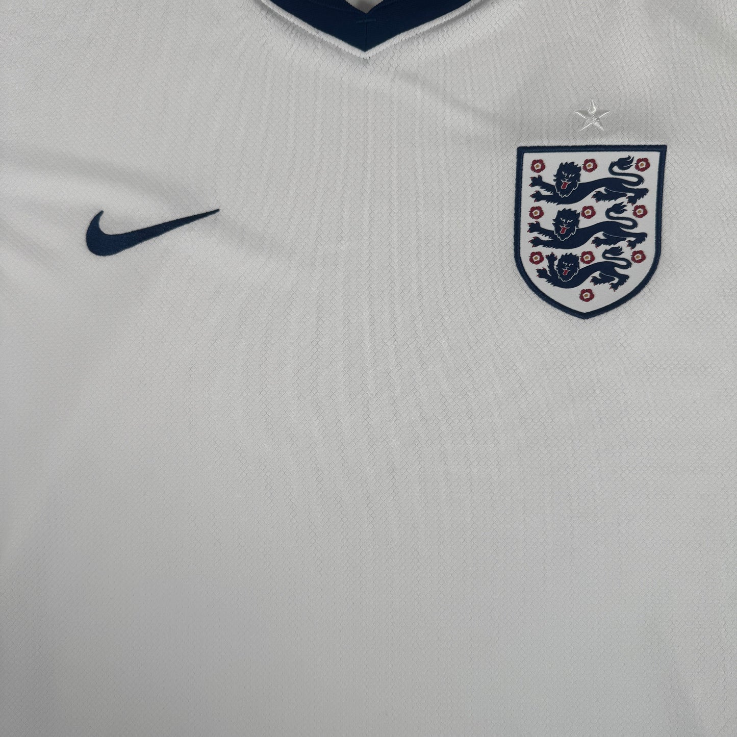 England 2024/2025 Home Football Shirt XXL 2XL