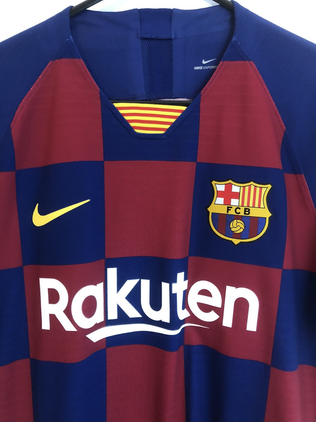 Barcelona Suarez #9 2019/20 Medium Vaporknit Home Excellent Condition AJ5257-456