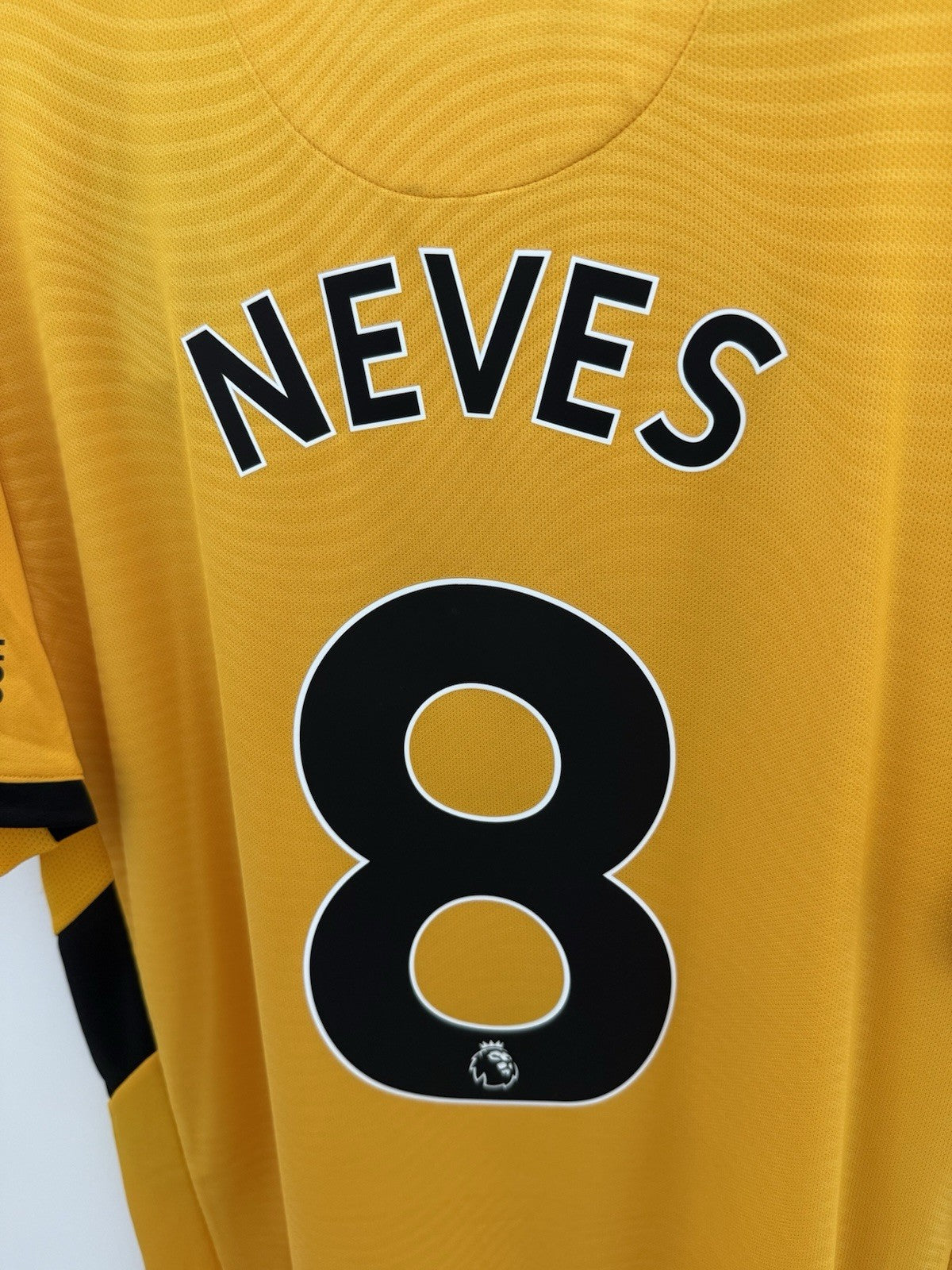 Wolverhampton Wanderers Neves #8 2021/22 Large Home Shirt Castore BNWT
