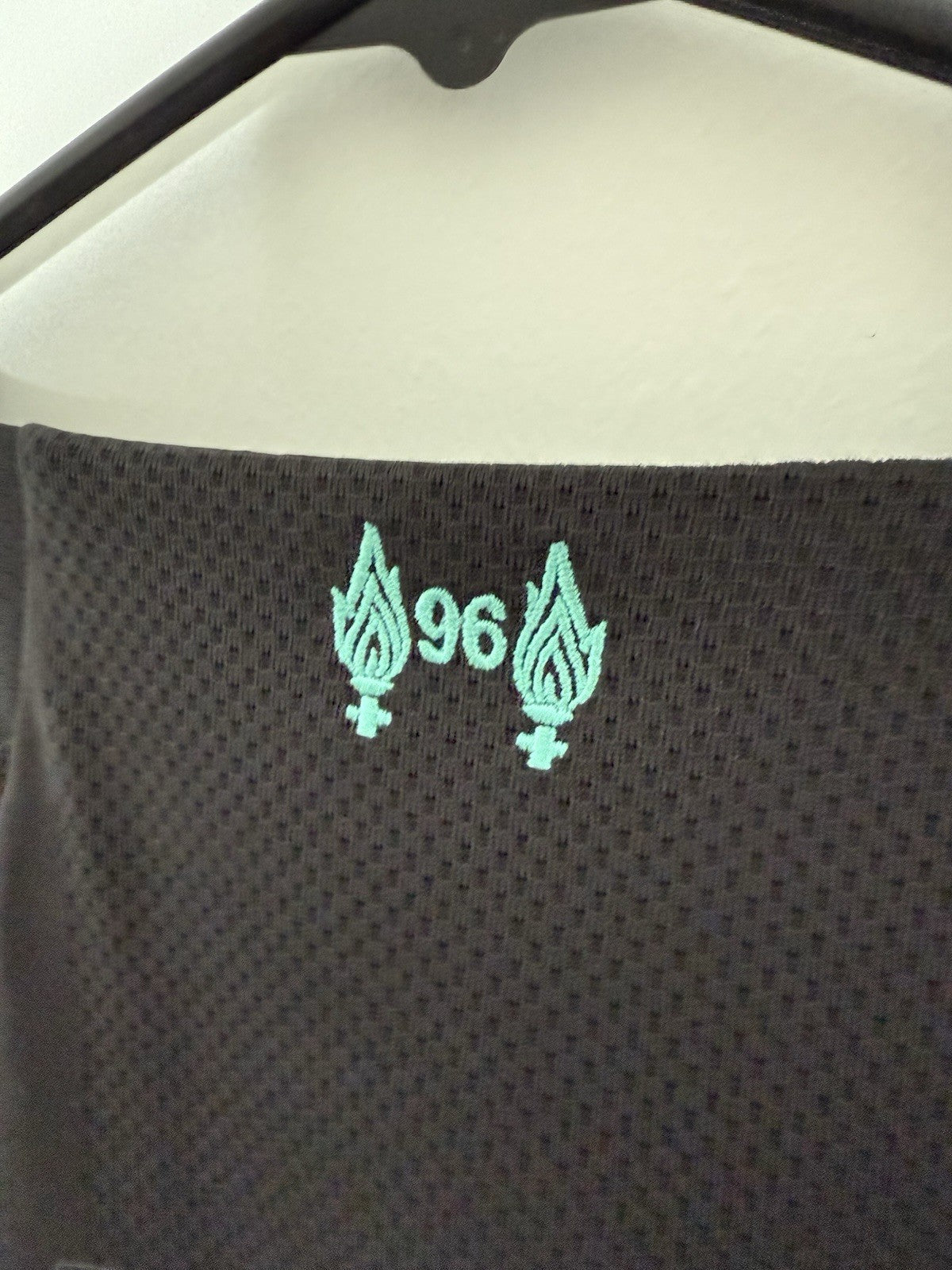 Liverpool Virgil #4 2019/20 Large 3rd Shirt Excellent Condition MT930023