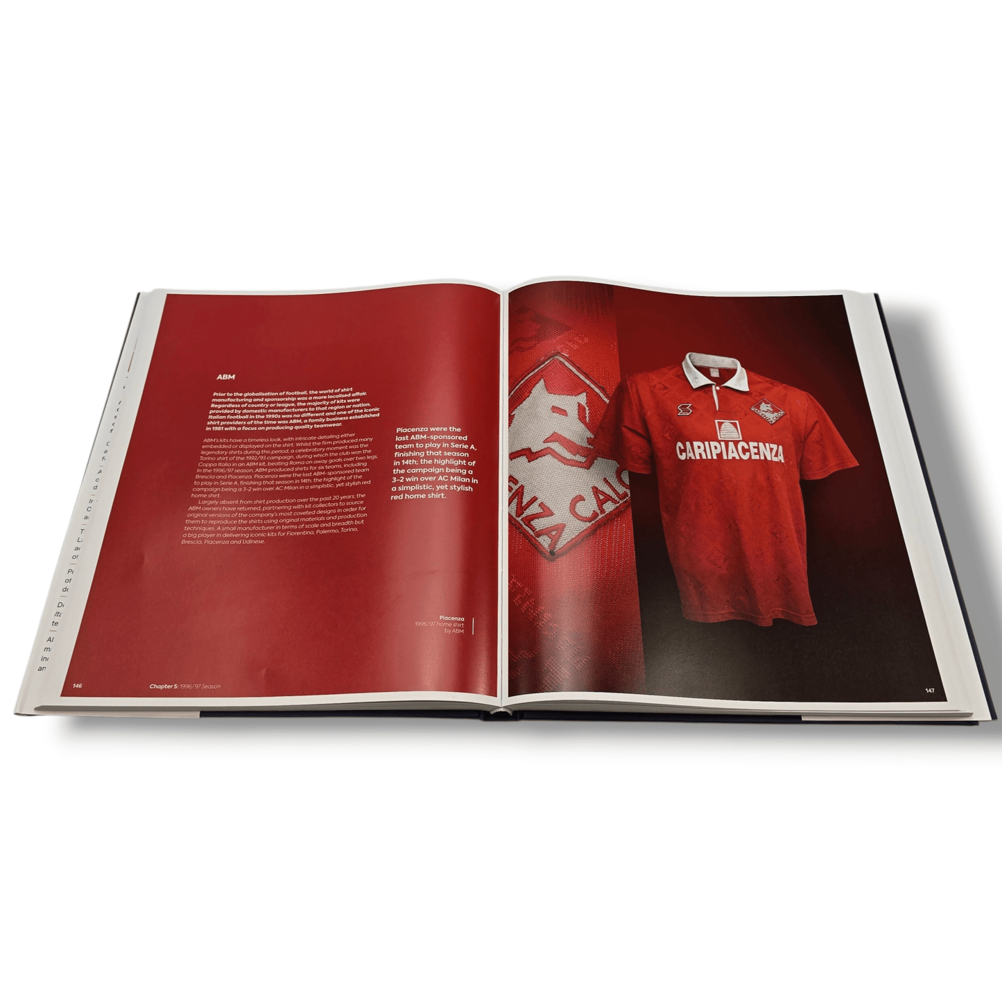 Football Kit Italia: The Greatest Kits and Characters of the Golazzo Era