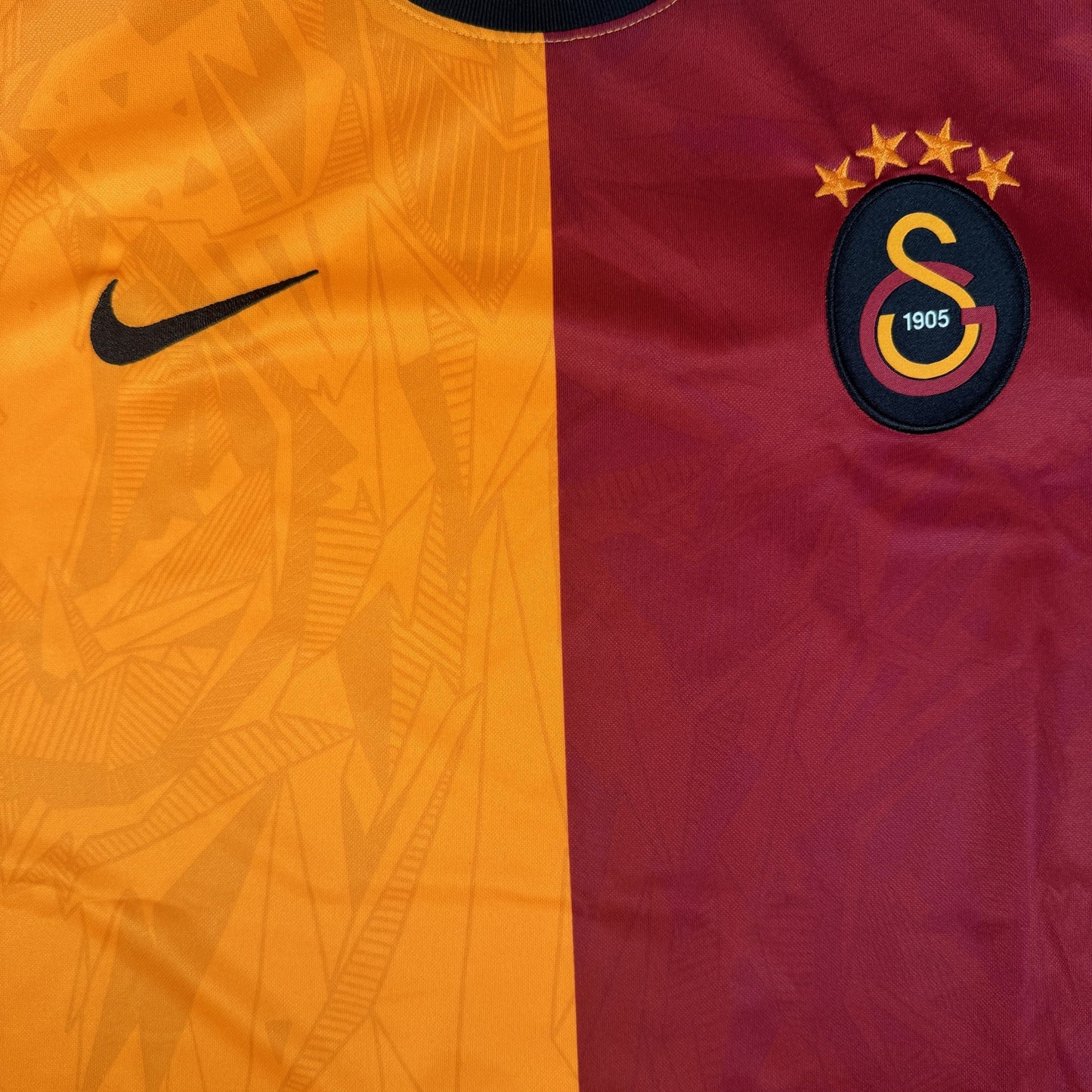Galatasaray 2022/2023 Home Football Shirt XXL