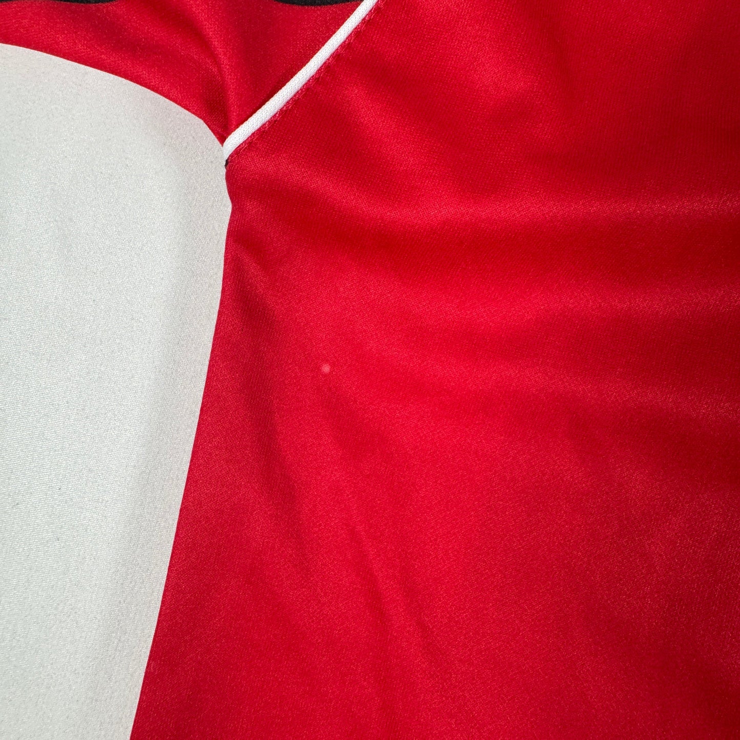 Gillingham 2011/2012 Away Football Shirt Small