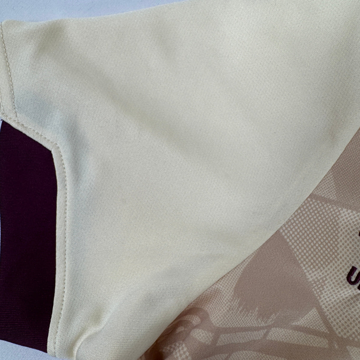 Hearts Heart of Midlothian 2024/2025 Away Football Shirt Small
