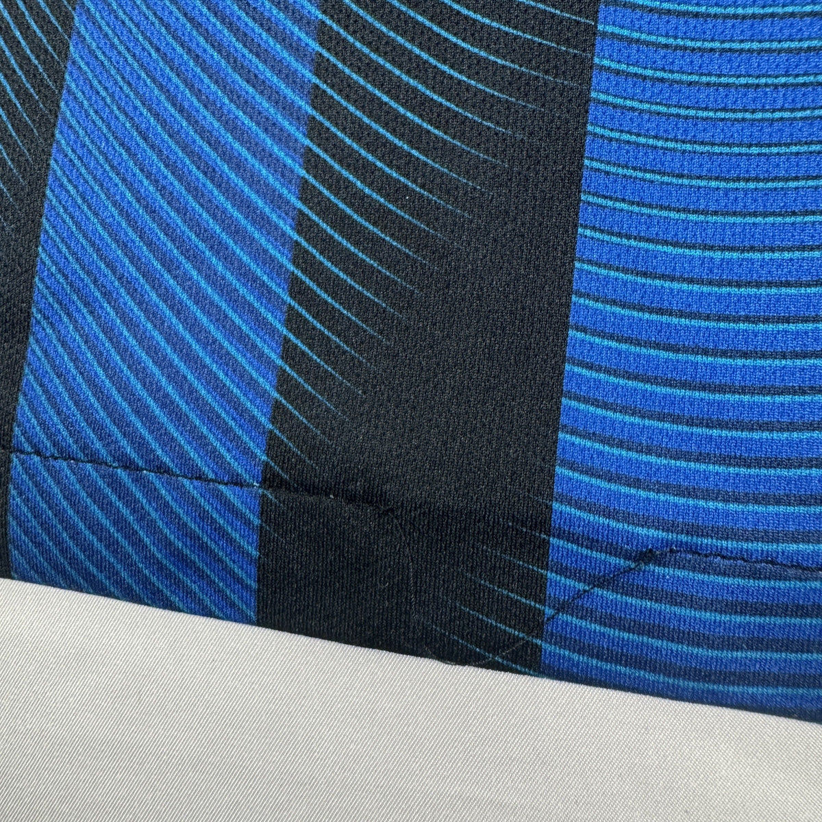 Inter Milan 2016/2017 Home Football Shirt Large