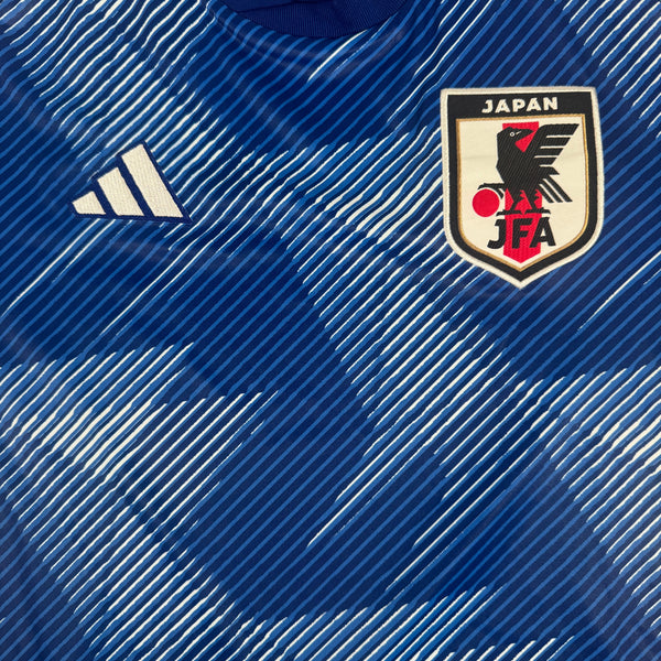 Japan 2022/2023/2024 Home Football Shirt Small