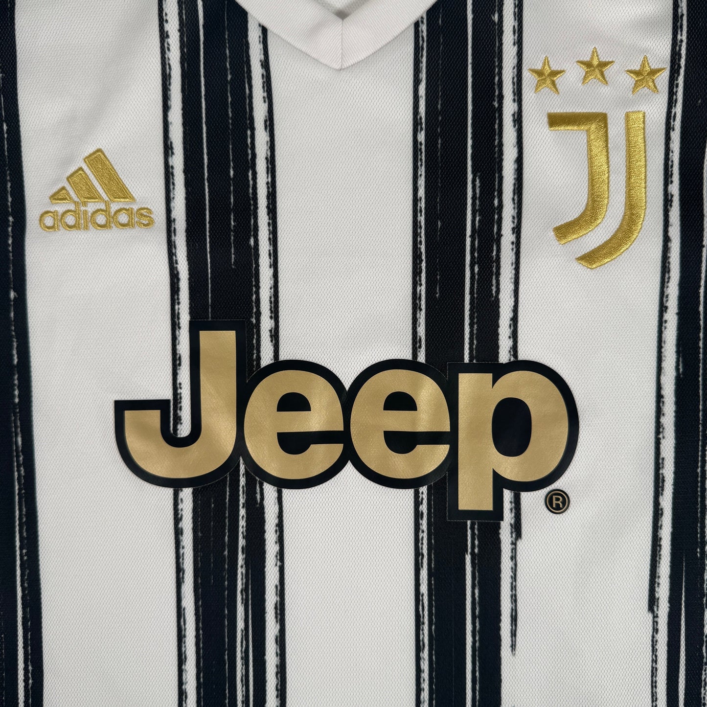 Juventus 2020/2021 Home Football Shirt 2XL