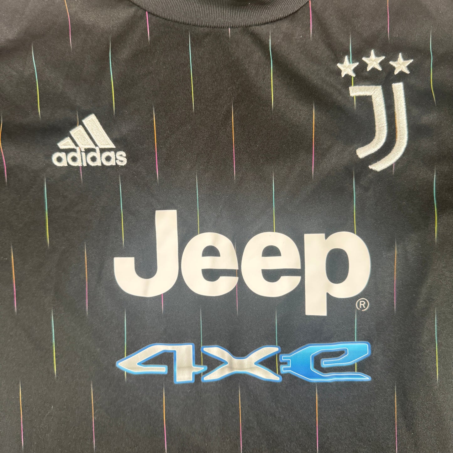 Juventus 2021/2022 Away Football Shirt Large