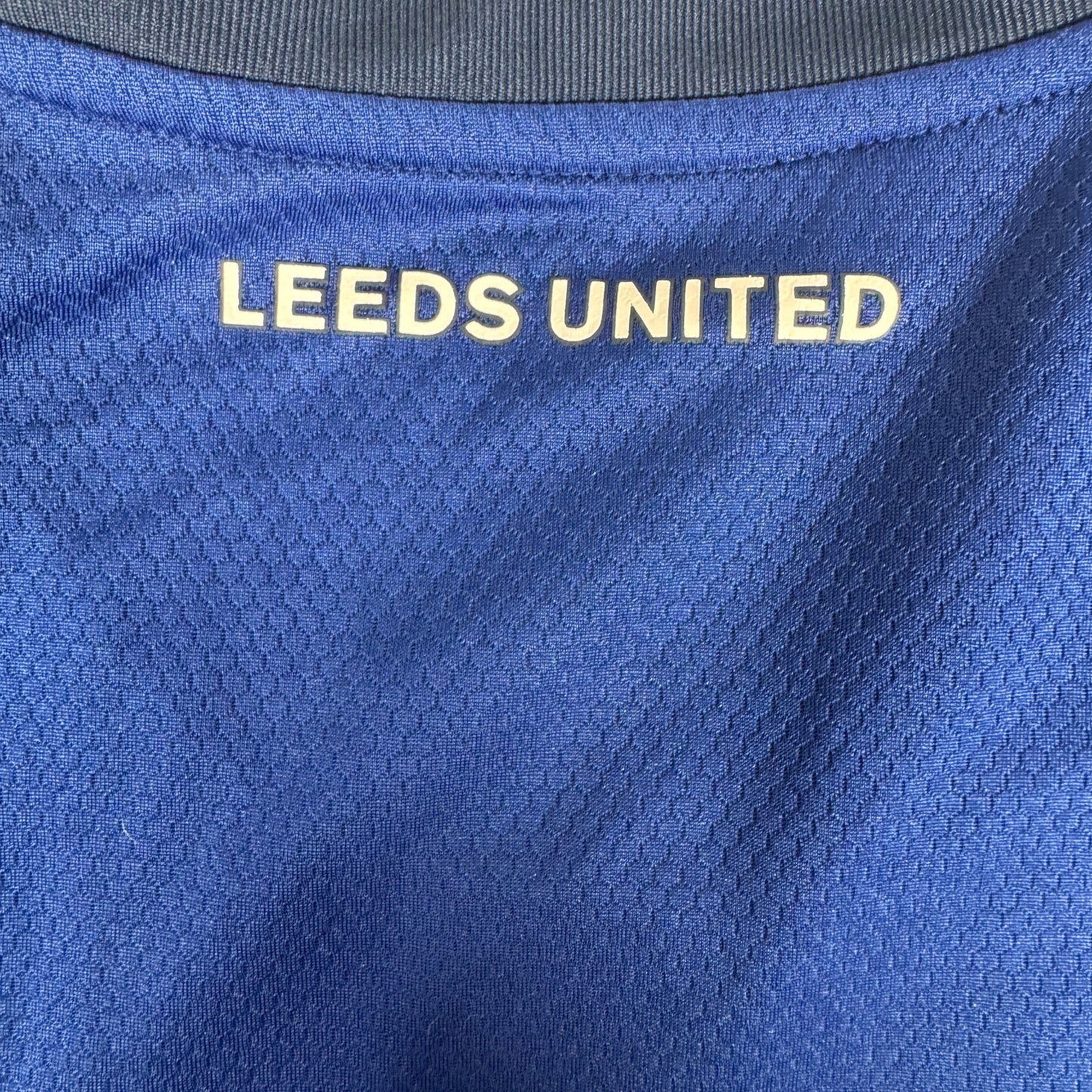 Leeds United 2021/2022 Away Football Shirt Large