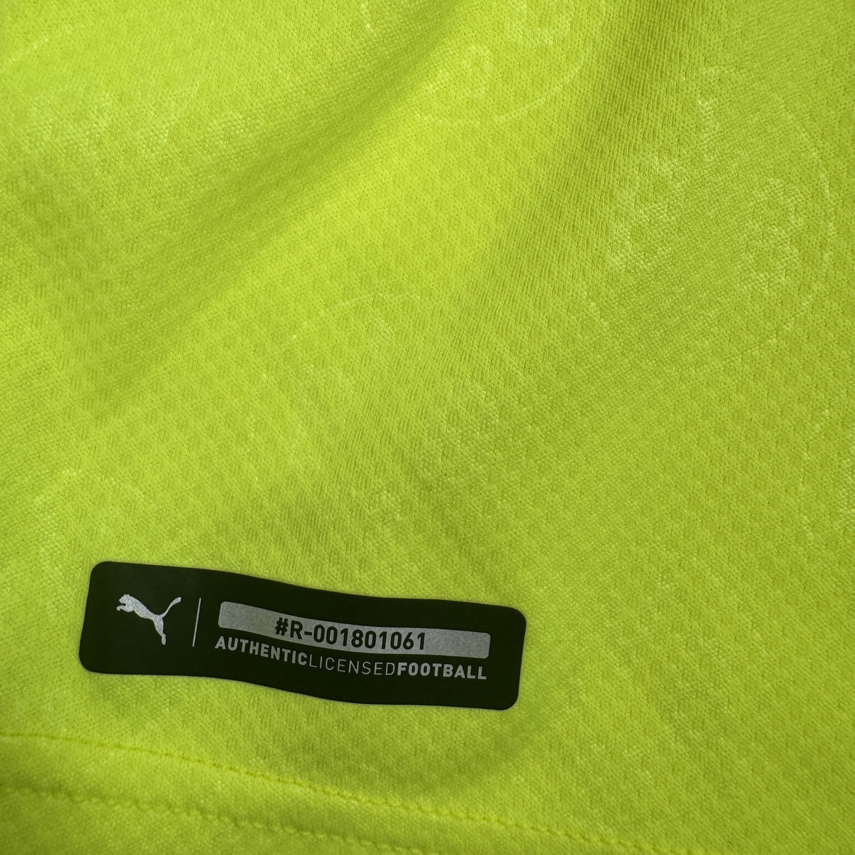 Borussia Dortmund 2021/2022 Third Football Shirt 3XL