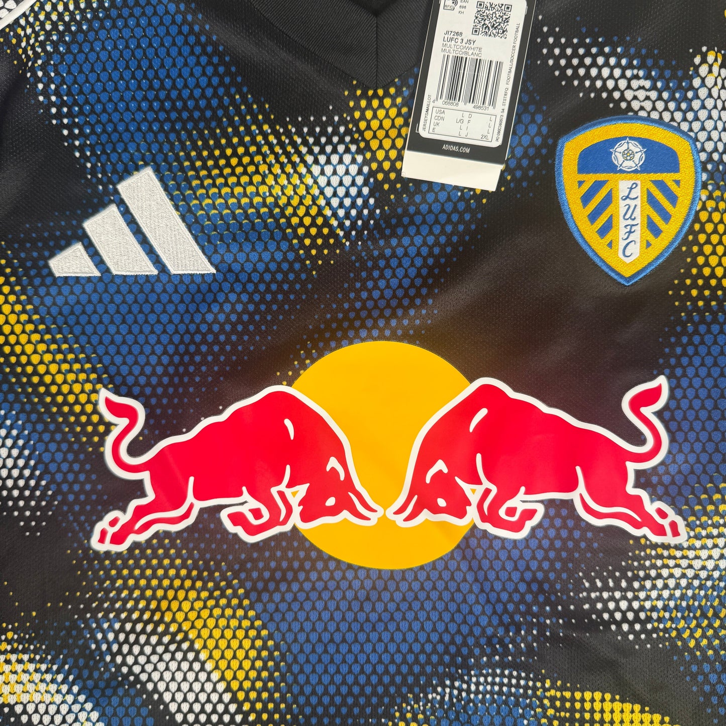 Leeds United 2025/2026 Third Football Shirt Large BNWT