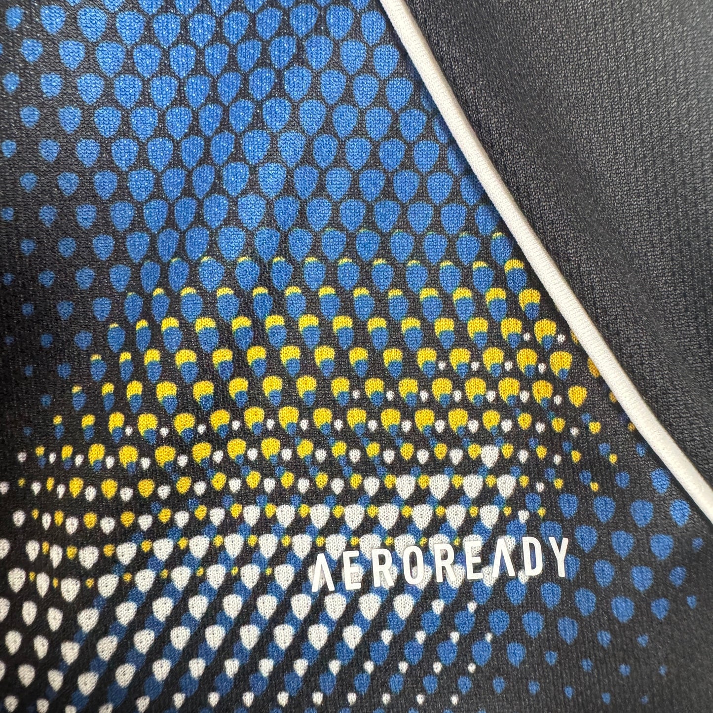 Leeds United 2025/2026 Third Football Shirt Large BNWT