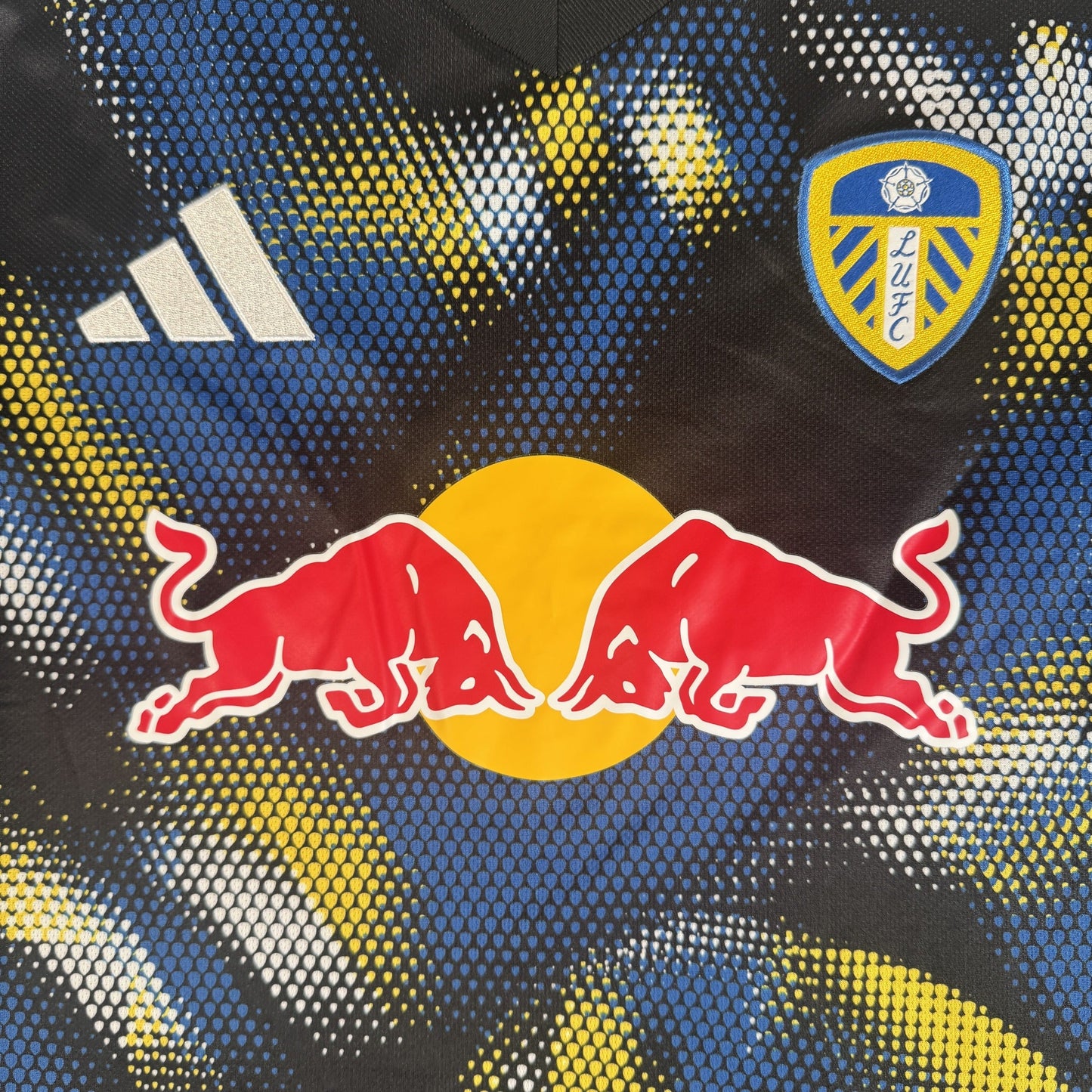 Leeds United 2025/2026 Third Football Shirt Large