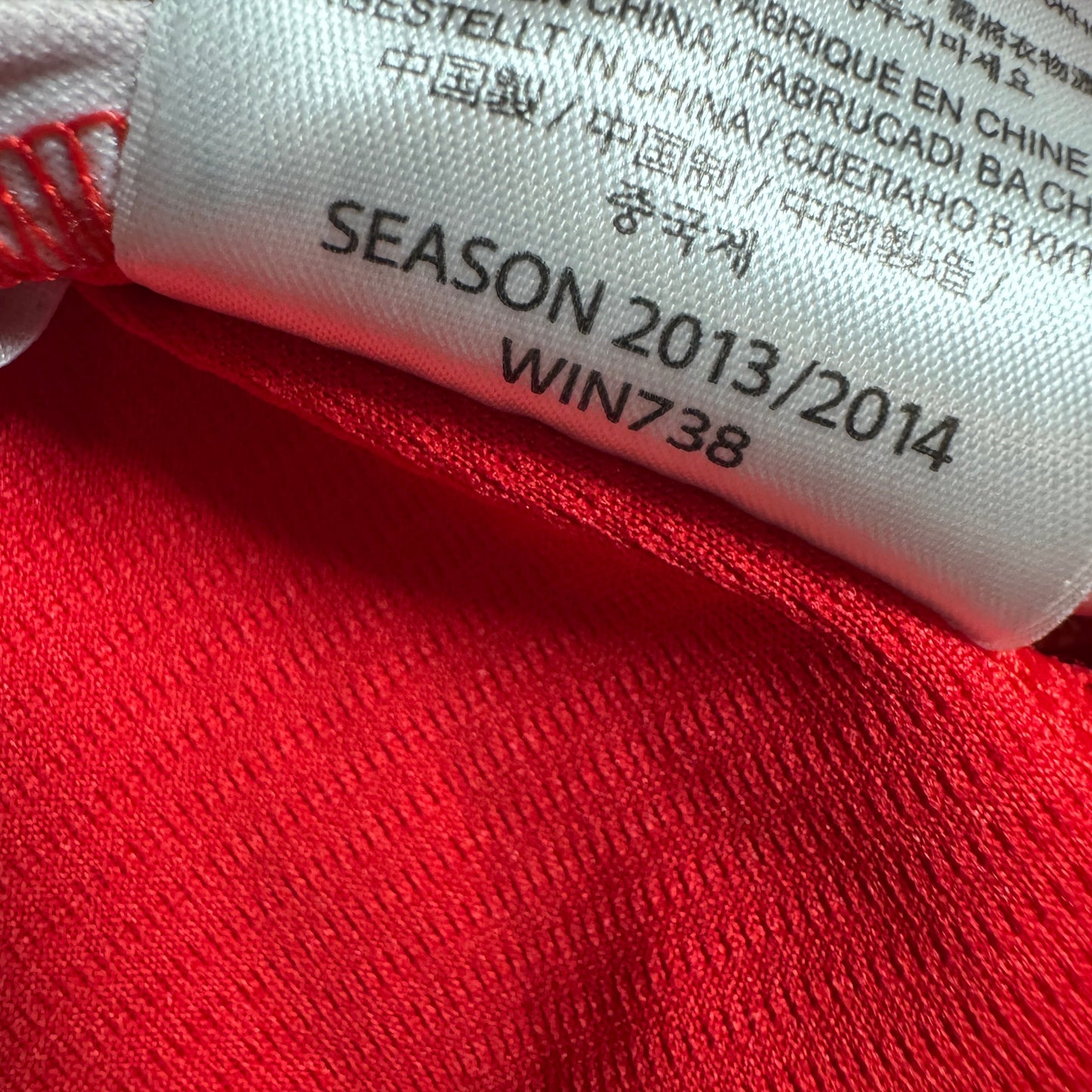 Liverpool 2013/2014 Home Football Shirt Medium