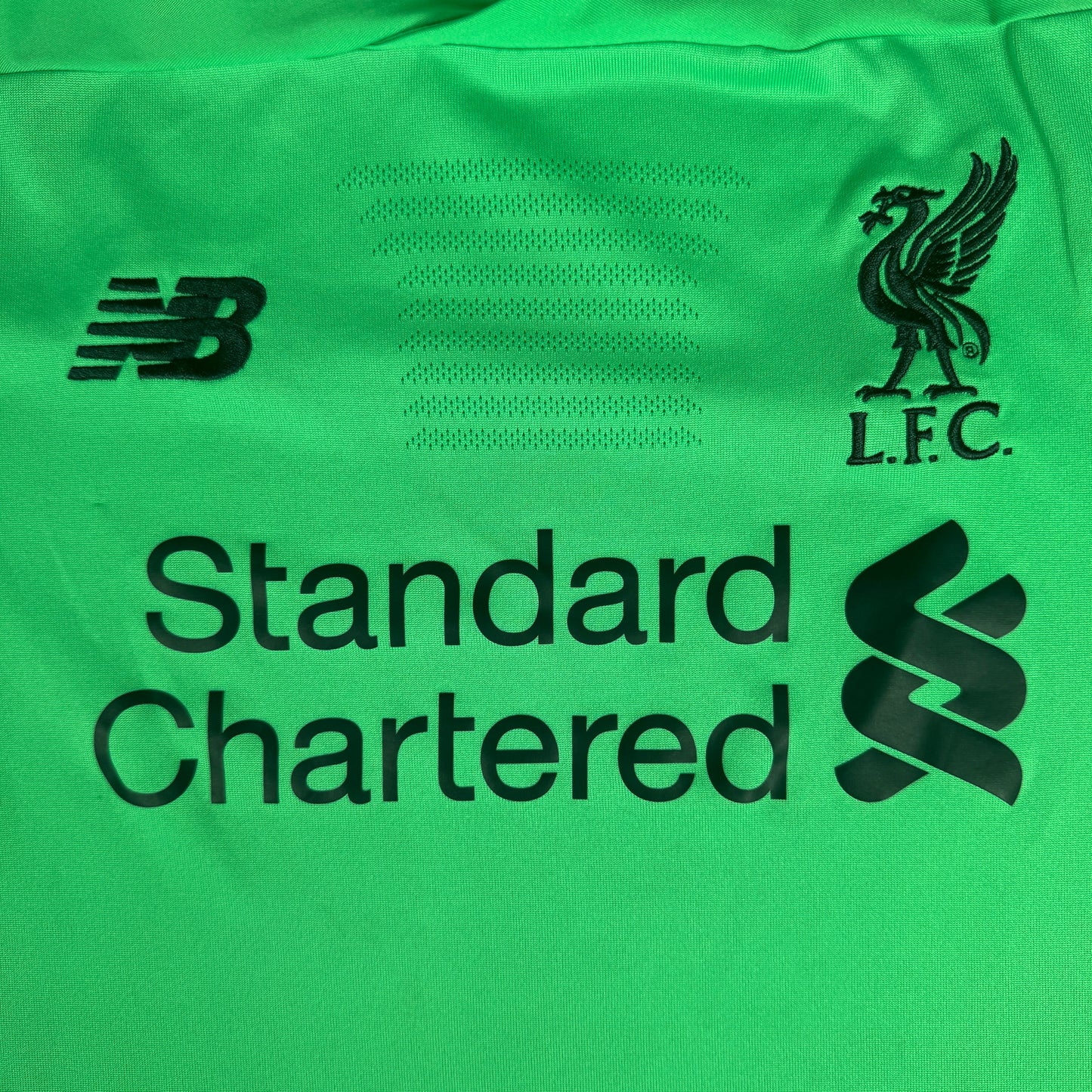 Liverpool 2019/2020 Goalkeeper Football Shirt Large