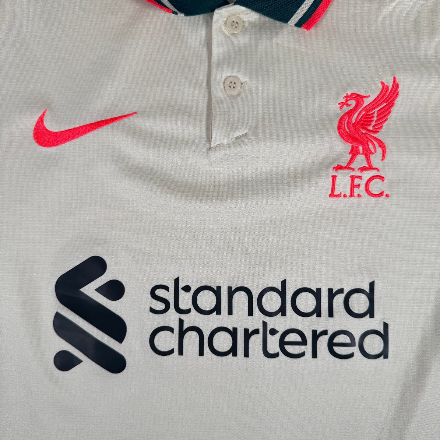 Liverpool 2021/2022 Away Football Shirt Medium