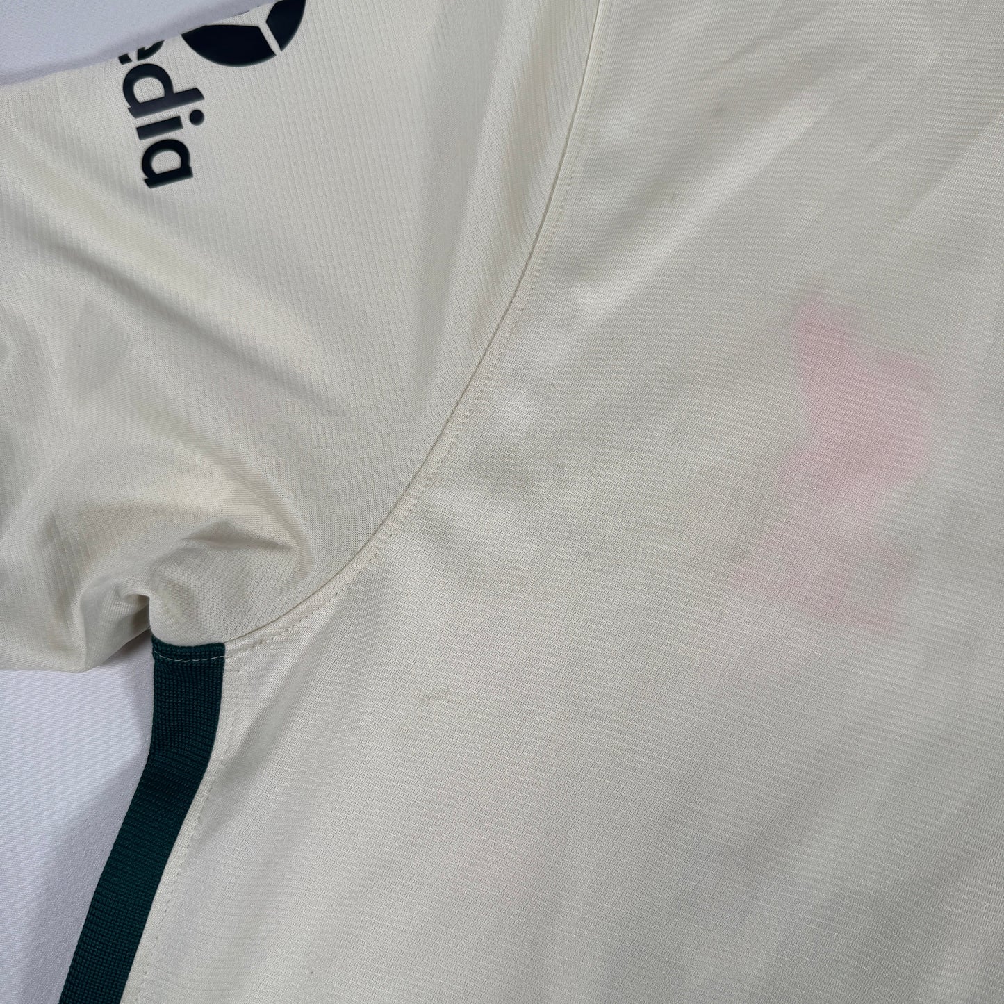 Liverpool 2021/2022 Away Football Shirt Medium