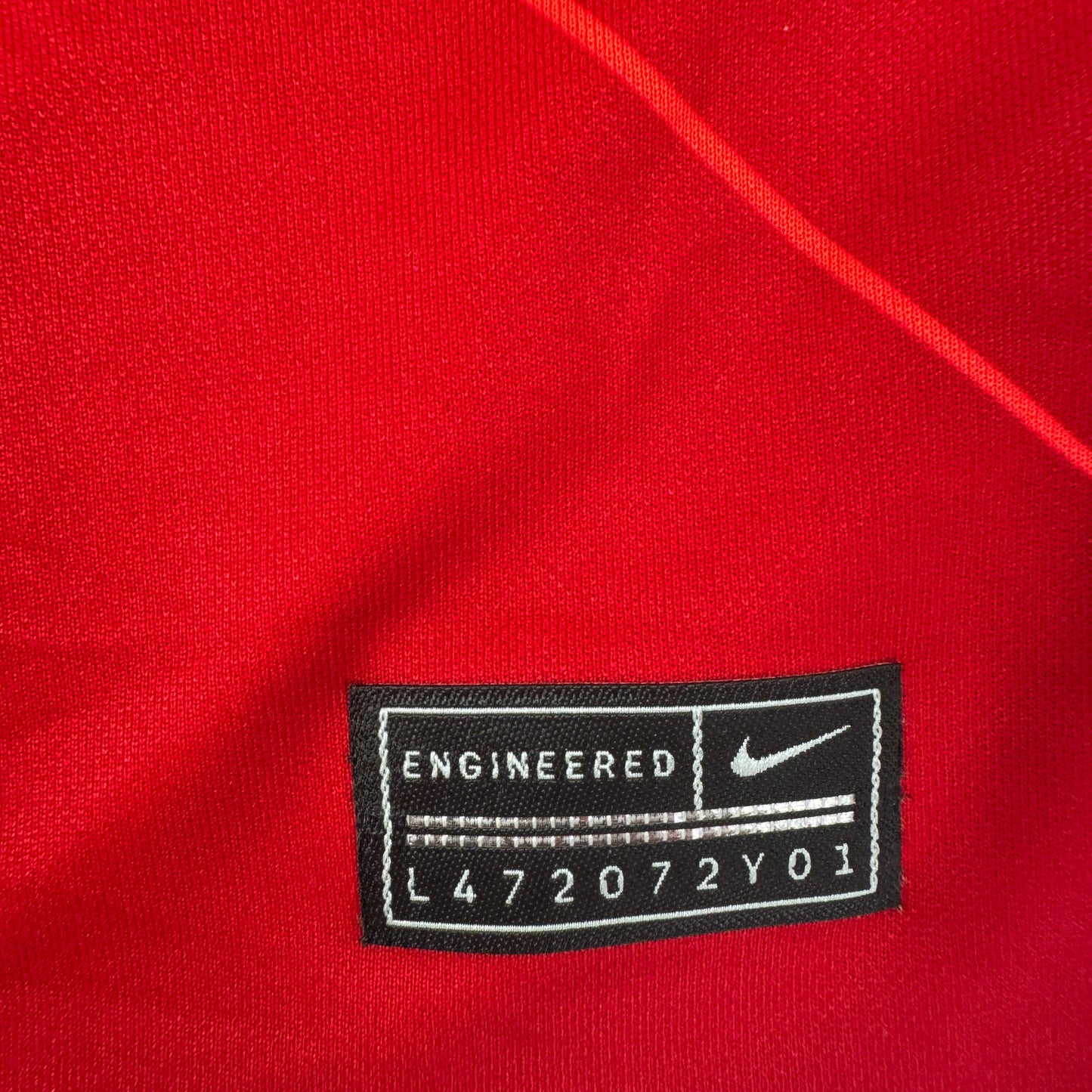 Liverpool 2021/2022 Home Football Shirt Medium