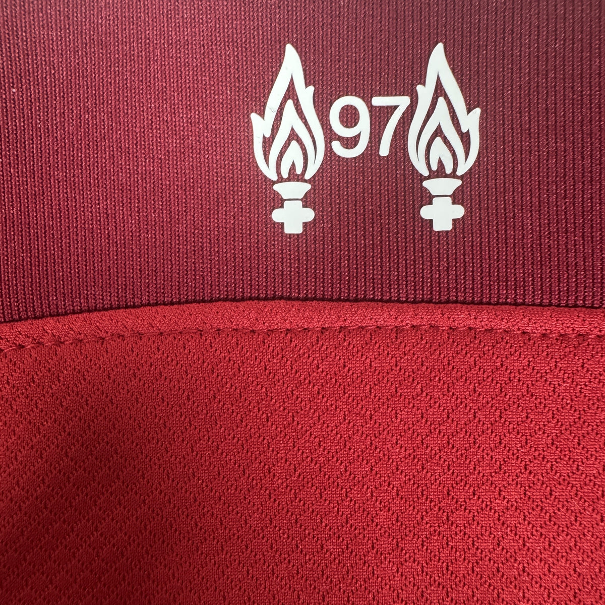 Liverpool 2022/2023 Home Football Shirt XXL