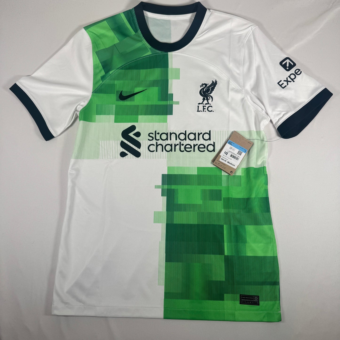 Liverpool 2023/2024 Away Football Shirt Medium BNWT