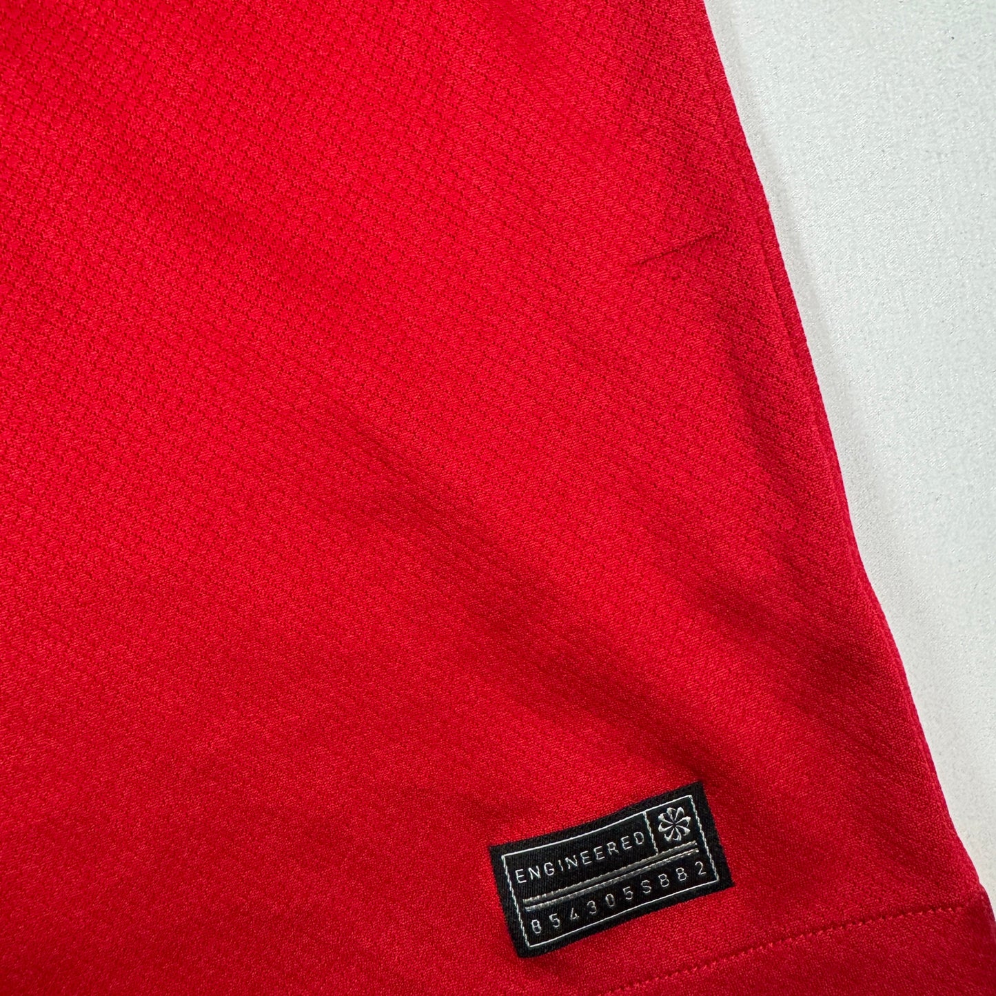 Liverpool 2023/2024 Home Football Shirt Medium