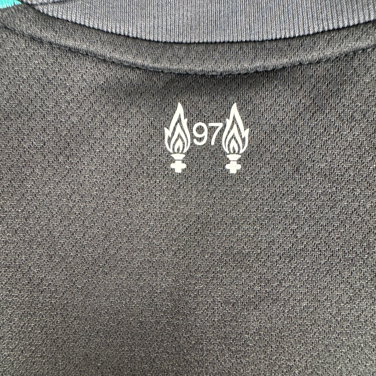 Liverpool 2024/2025 Away Football Shirt Womens Medium