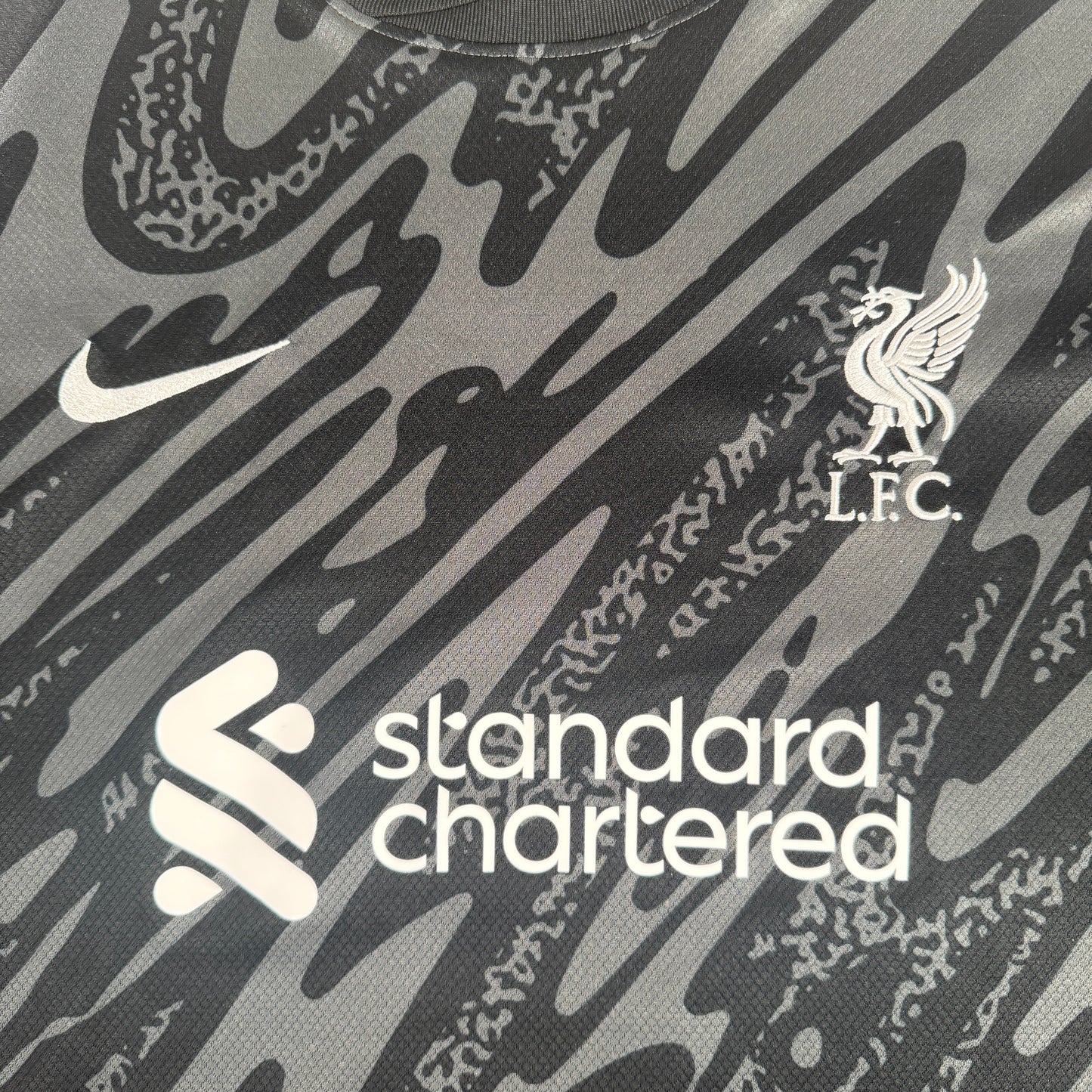 Liverpool 2024/2025 Goalkeeper Football Shirt 2XL
