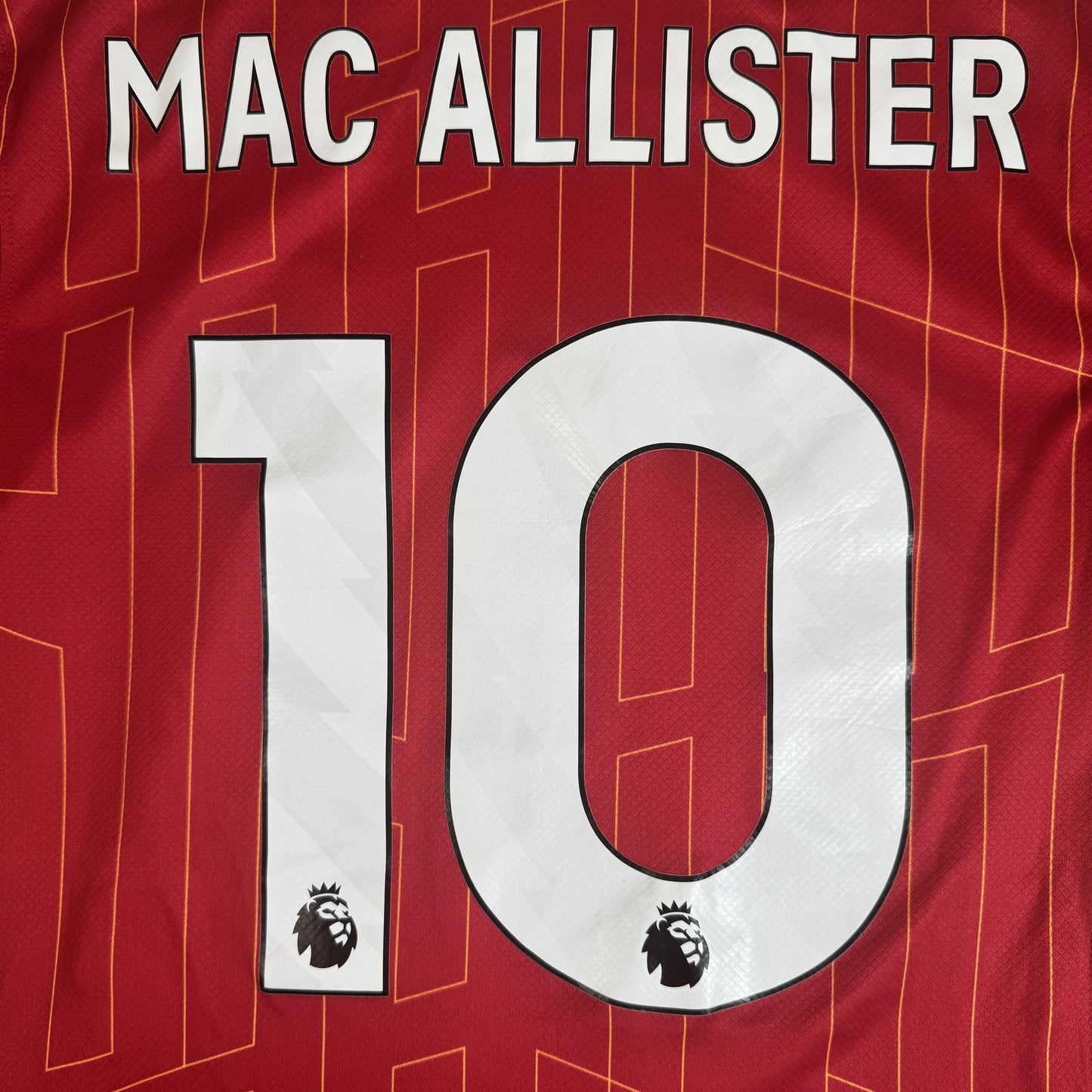 Mac Allister 10 Liverpool 2024/2025 Home Football Shirt Medium